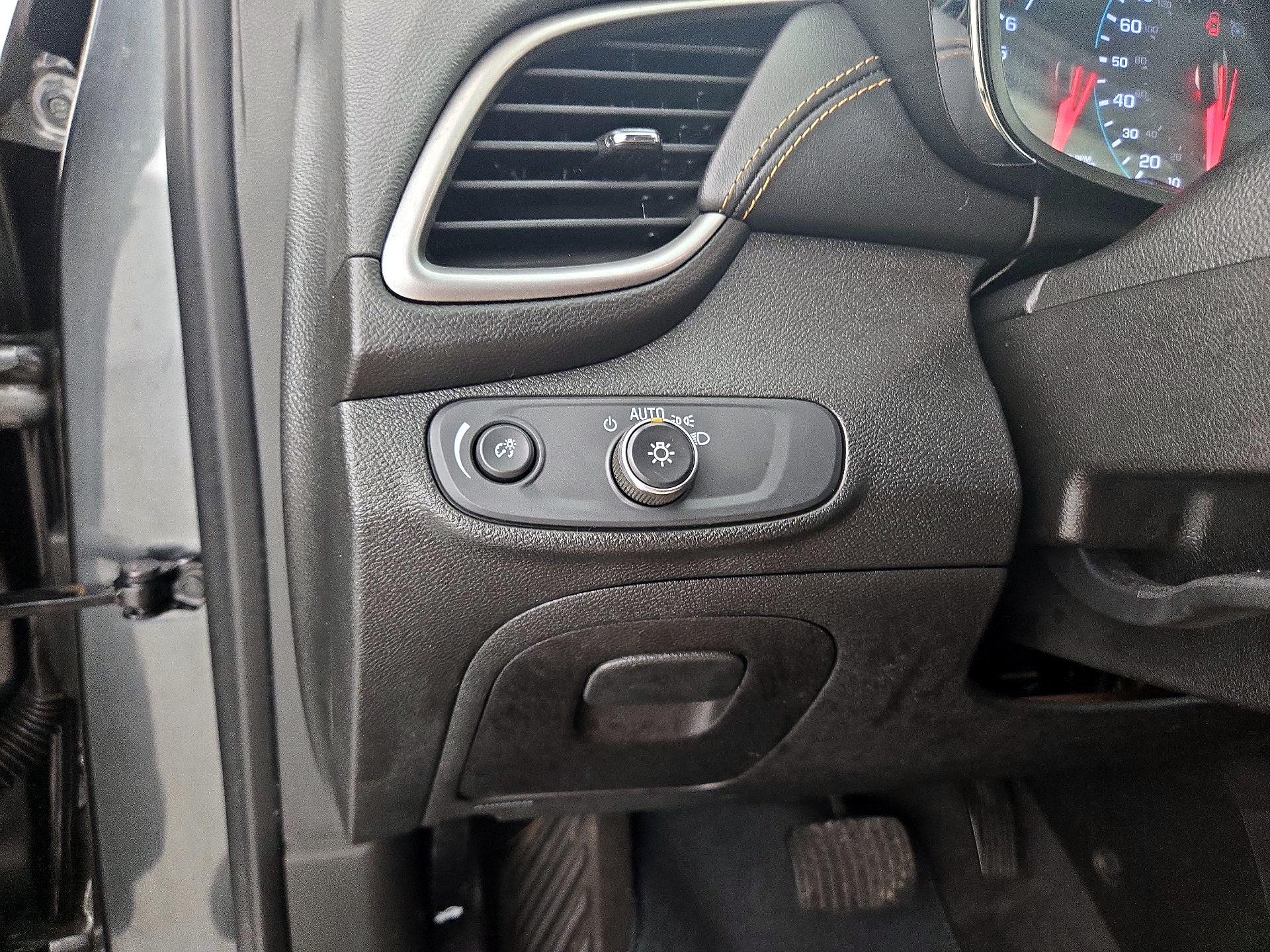 Thumbnail: 2020 Chevrolet Trax - 13