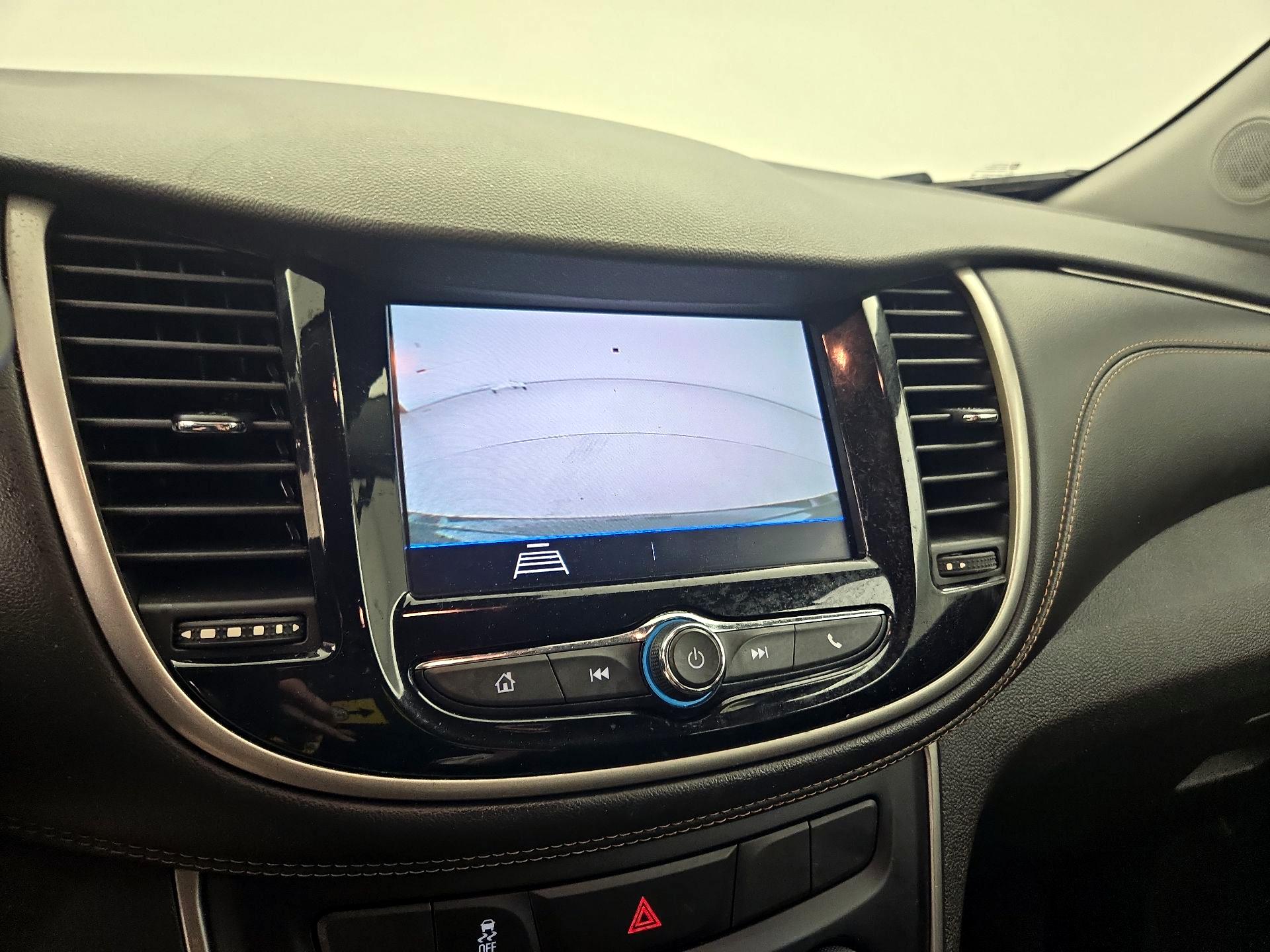 Thumbnail: 2020 Chevrolet Trax - 14