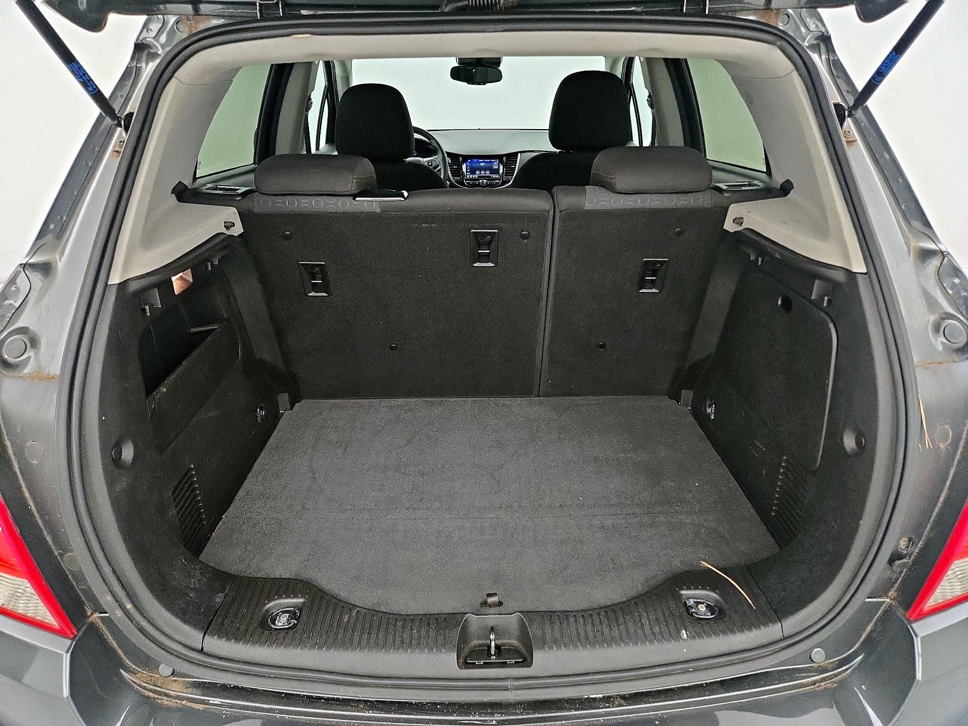 Thumbnail: 2020 Chevrolet Trax - 20