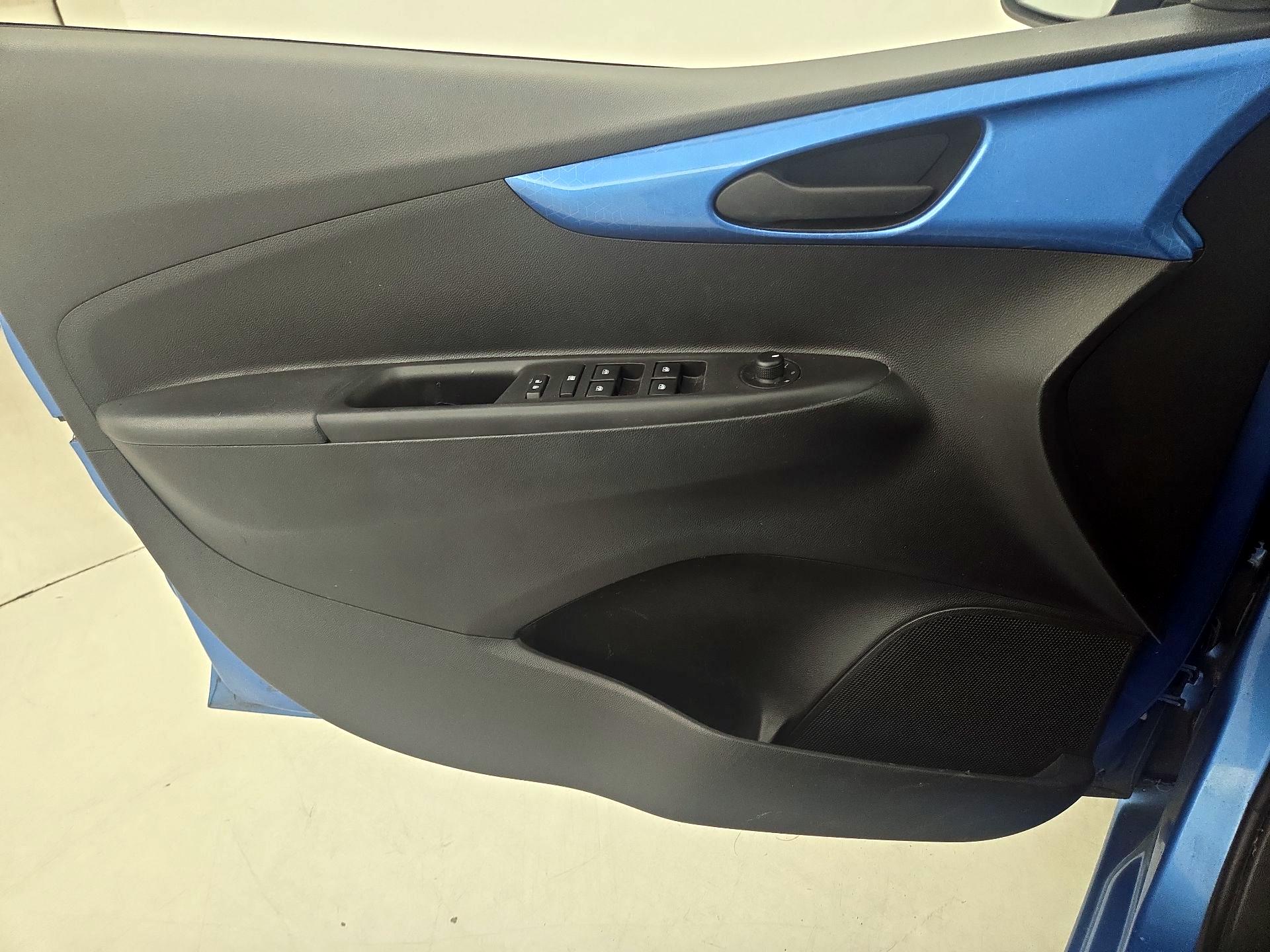 Thumbnail: 2017 Chevrolet Spark - 12
