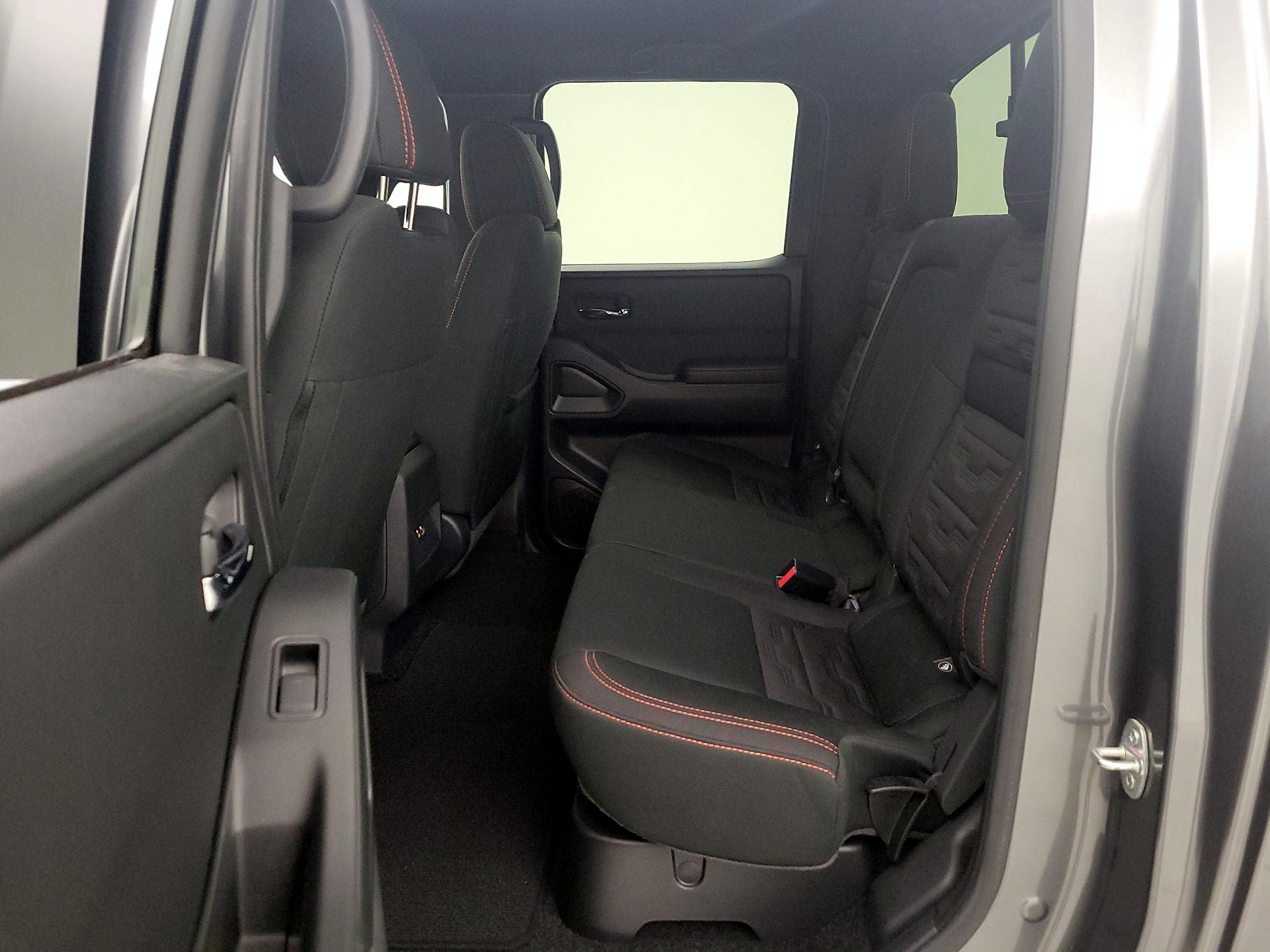 Thumbnail: 2025 Nissan Frontier - 19
