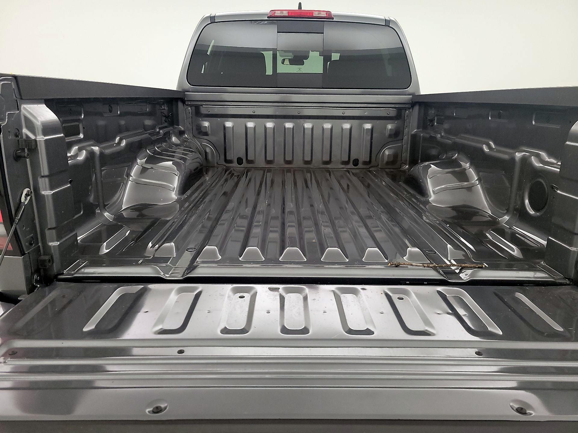 Thumbnail: 2025 Nissan Frontier - 20