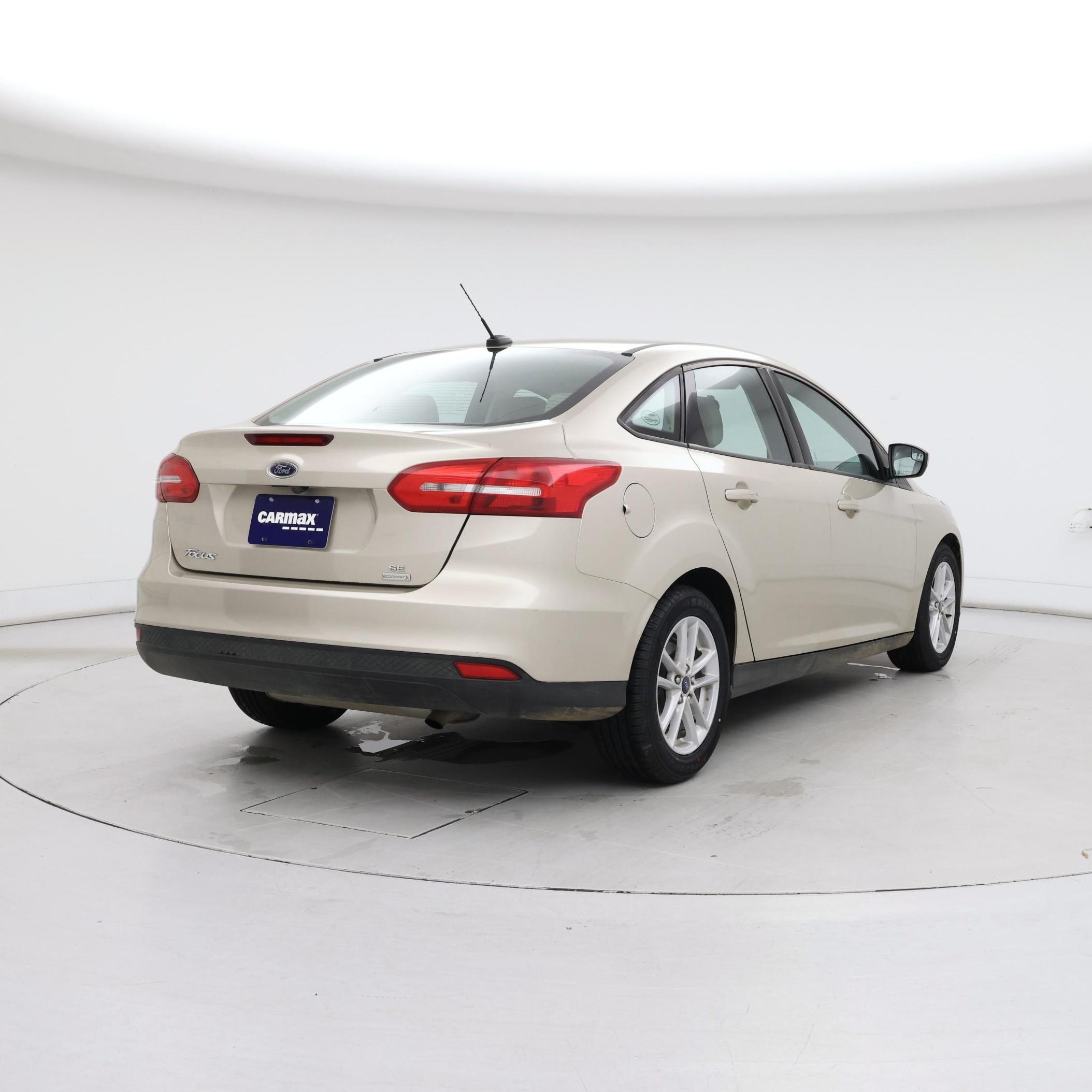 Thumbnail: 2018 Ford Focus - 8