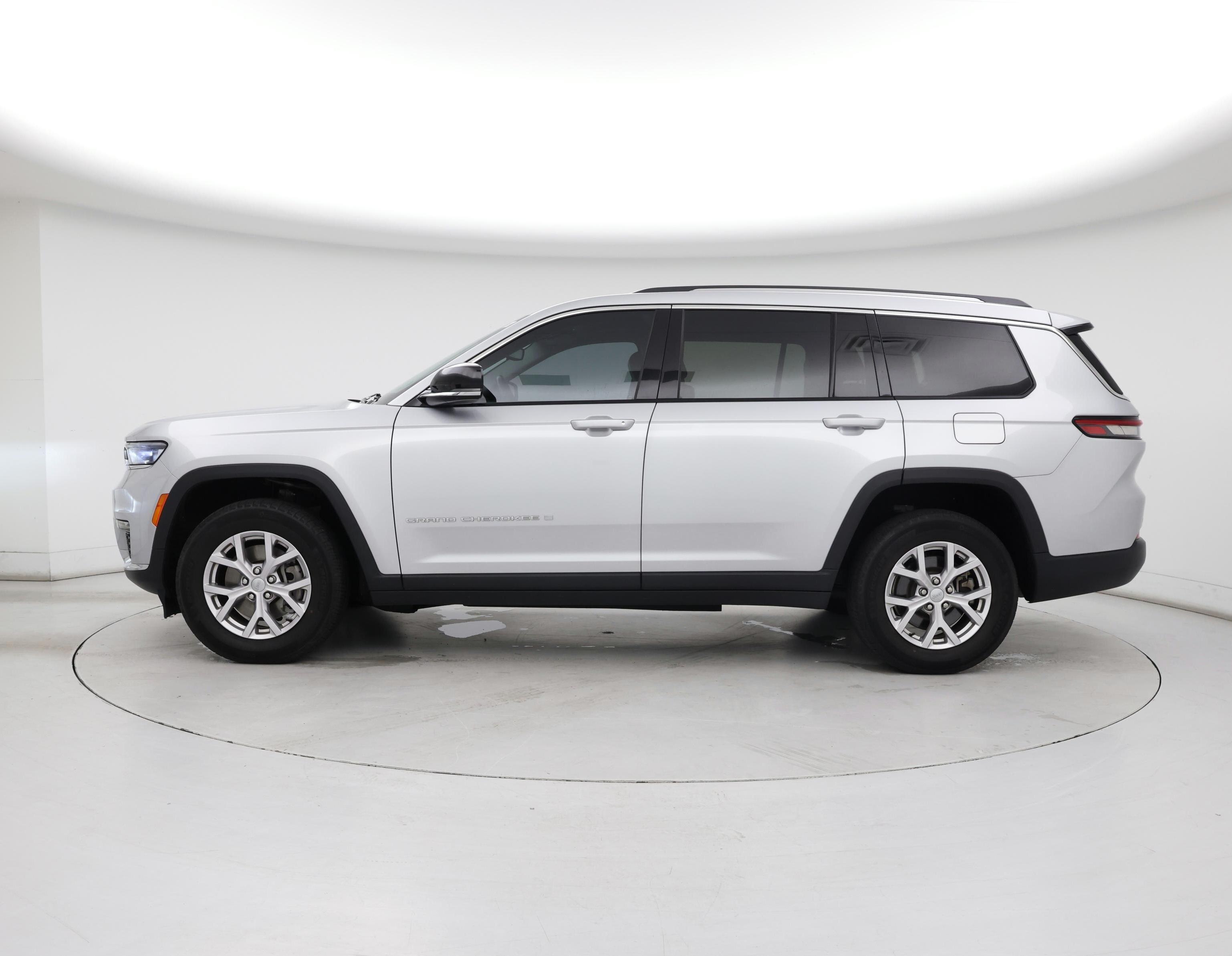 Thumbnail: 2021 Jeep Grand Cherokee L - 3