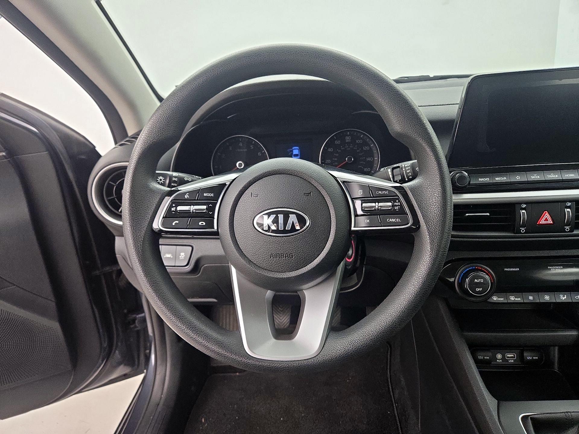 Thumbnail: 2019 Kia Forte - 10