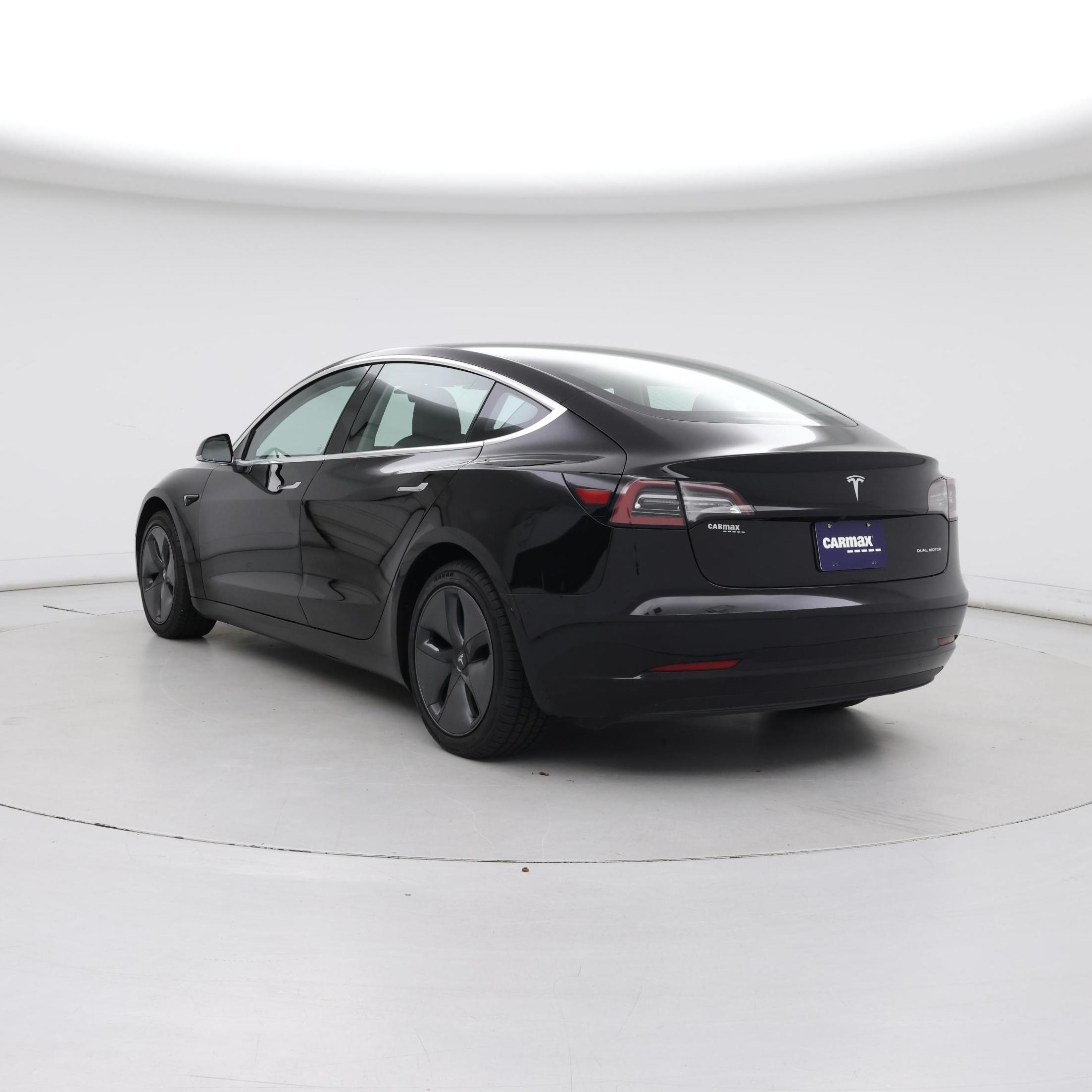 Thumbnail: 2019 Tesla Model 3 - 2