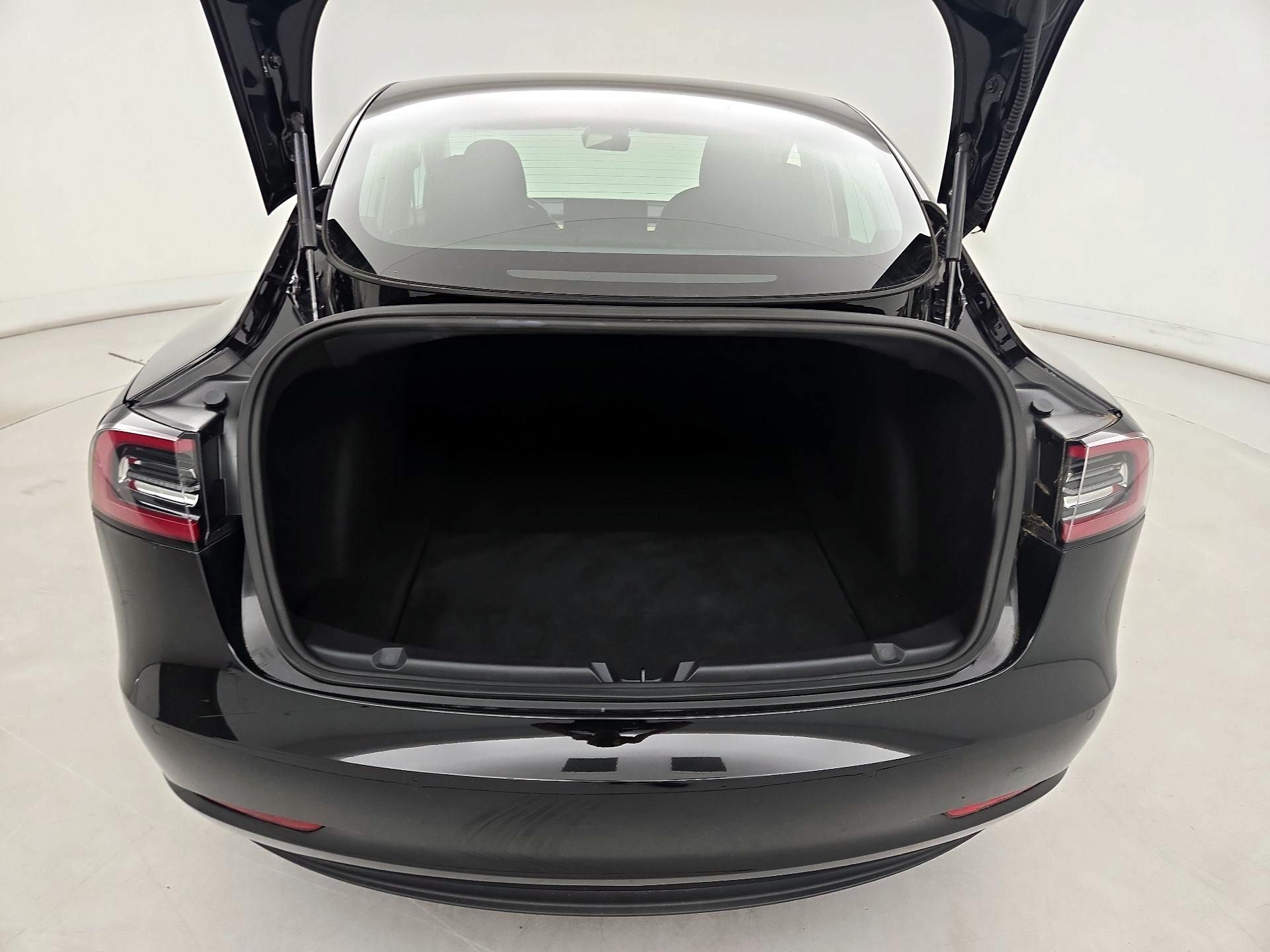 Thumbnail: 2019 Tesla Model 3 - 20