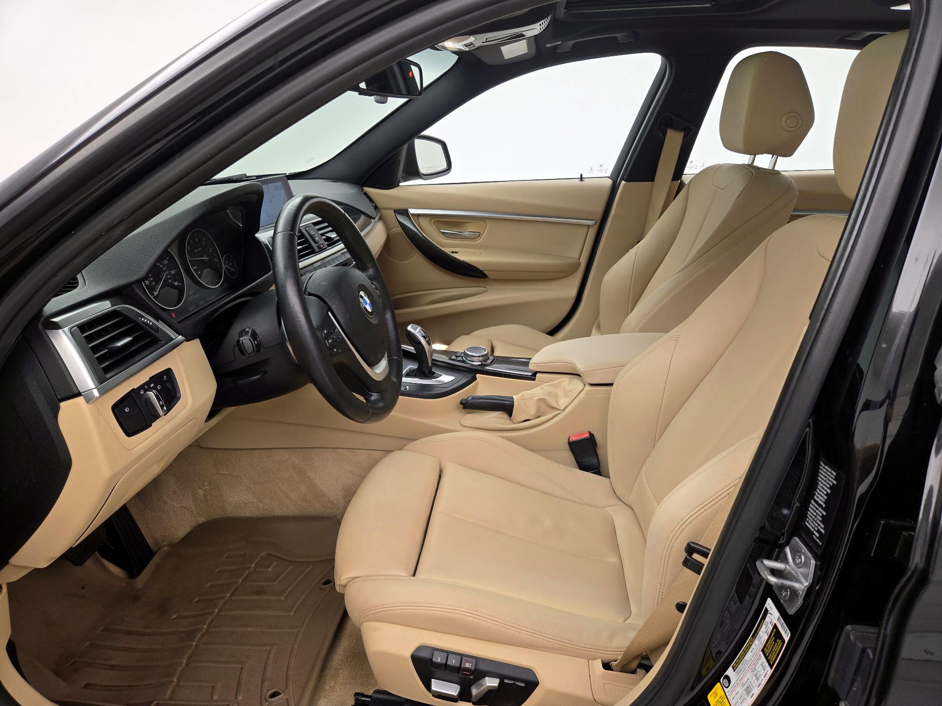 Thumbnail: 2016 BMW 3 Series - 11