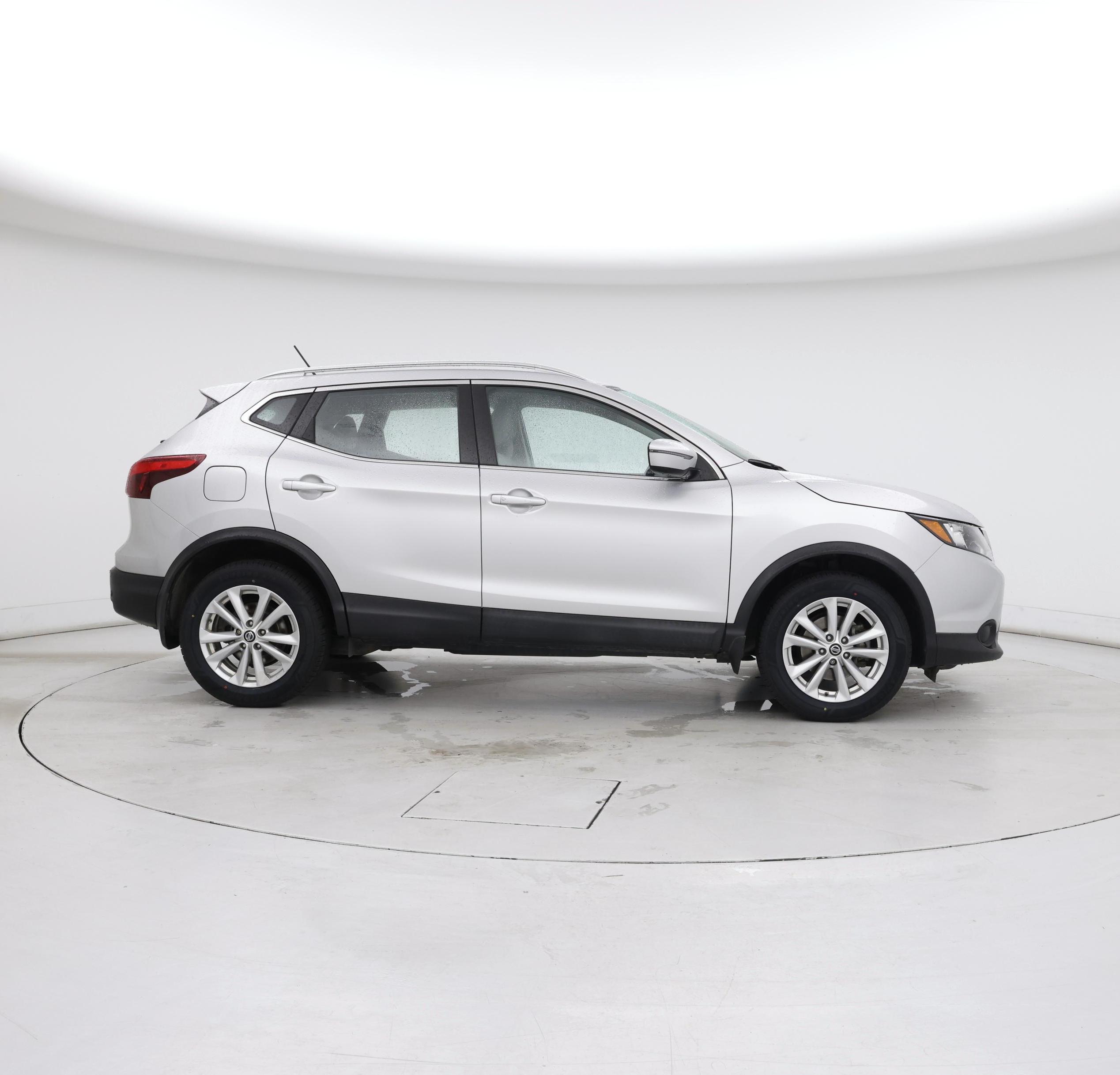 Thumbnail: 2019 Nissan Rogue Sport - 7