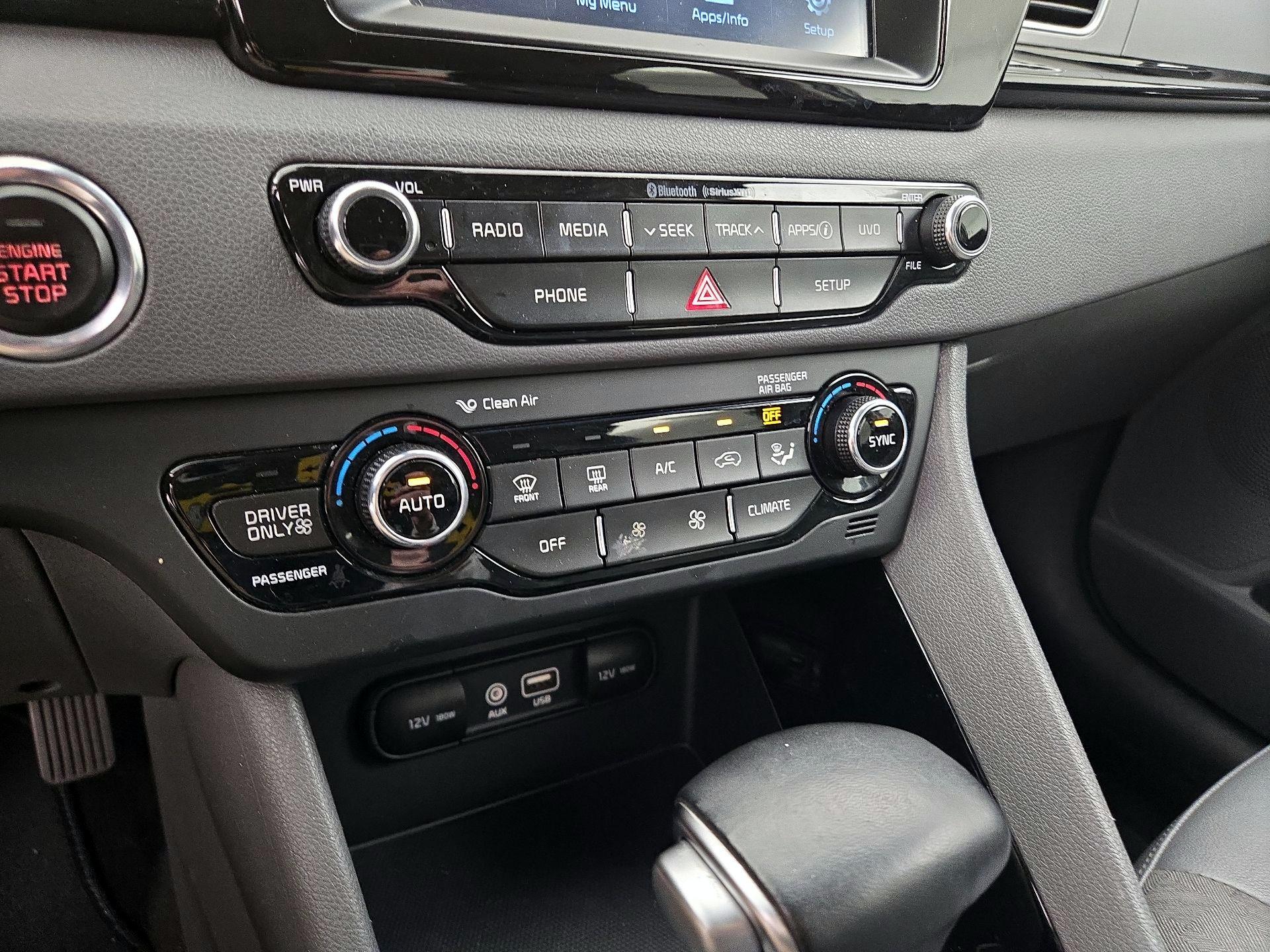 Thumbnail: 2017 Kia Niro - 16