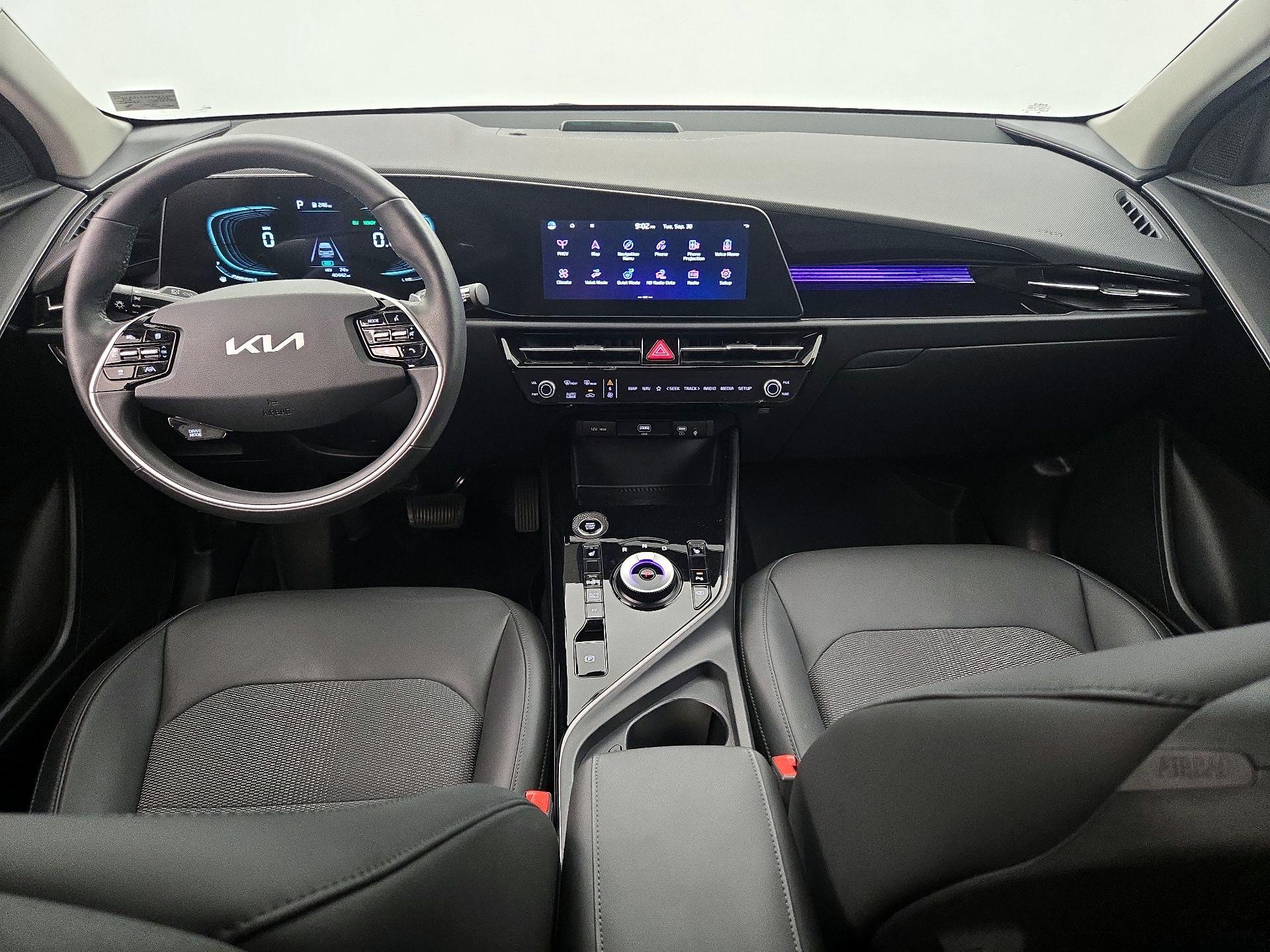 Thumbnail: 2023 Kia Niro - 9