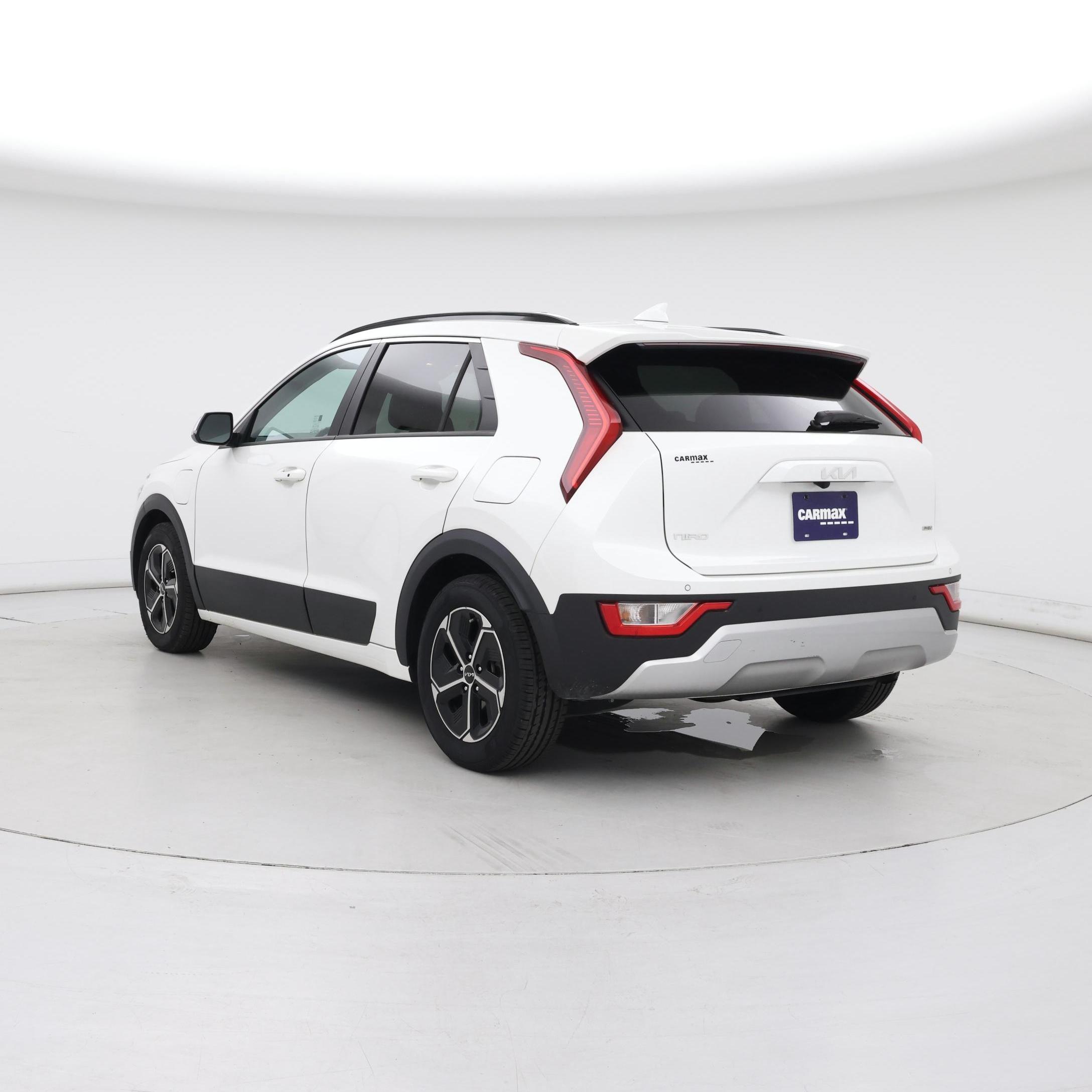 Thumbnail: 2023 Kia Niro - 2