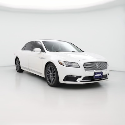 White 2017 Lincoln Continental Select