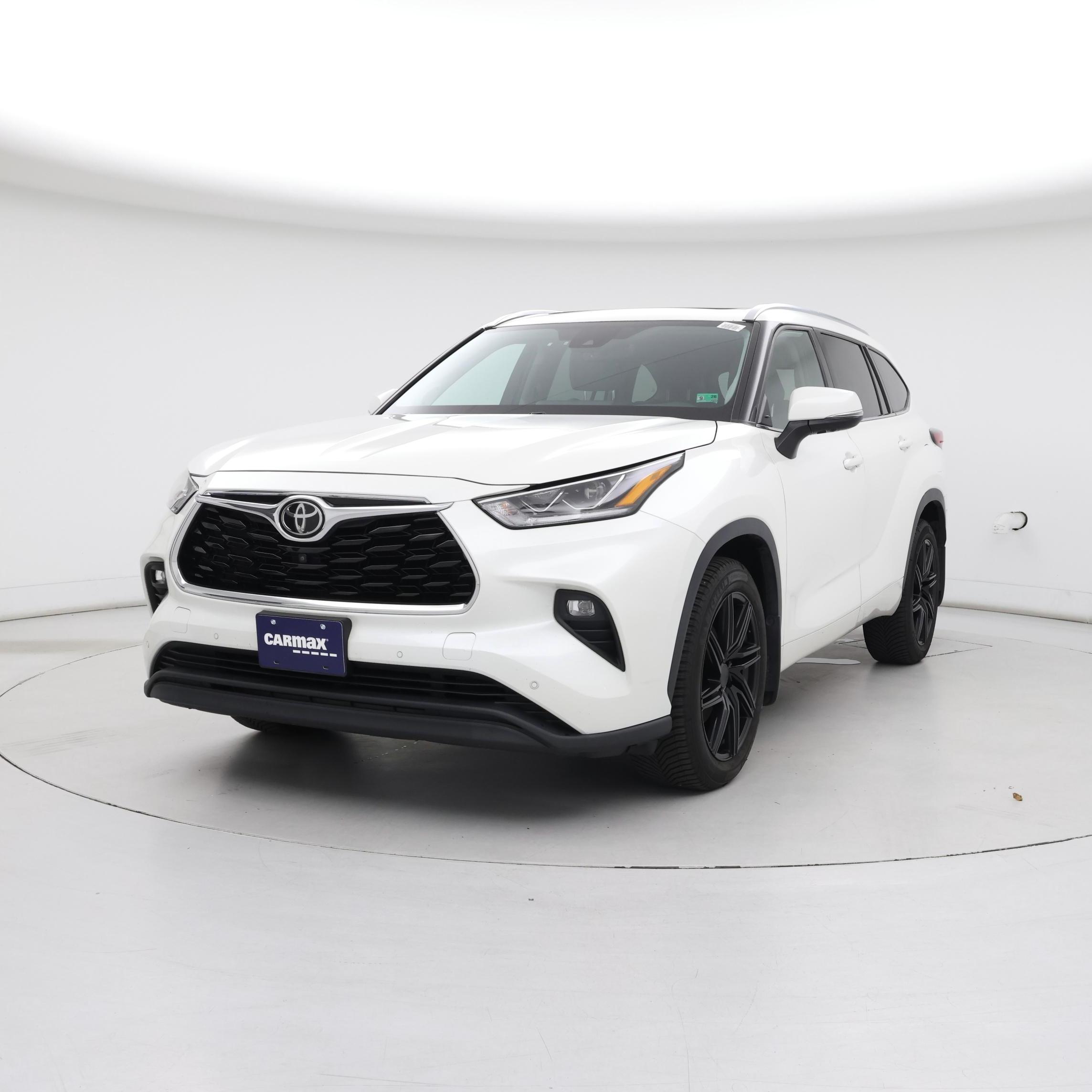Thumbnail: 2020 Toyota Highlander - 4