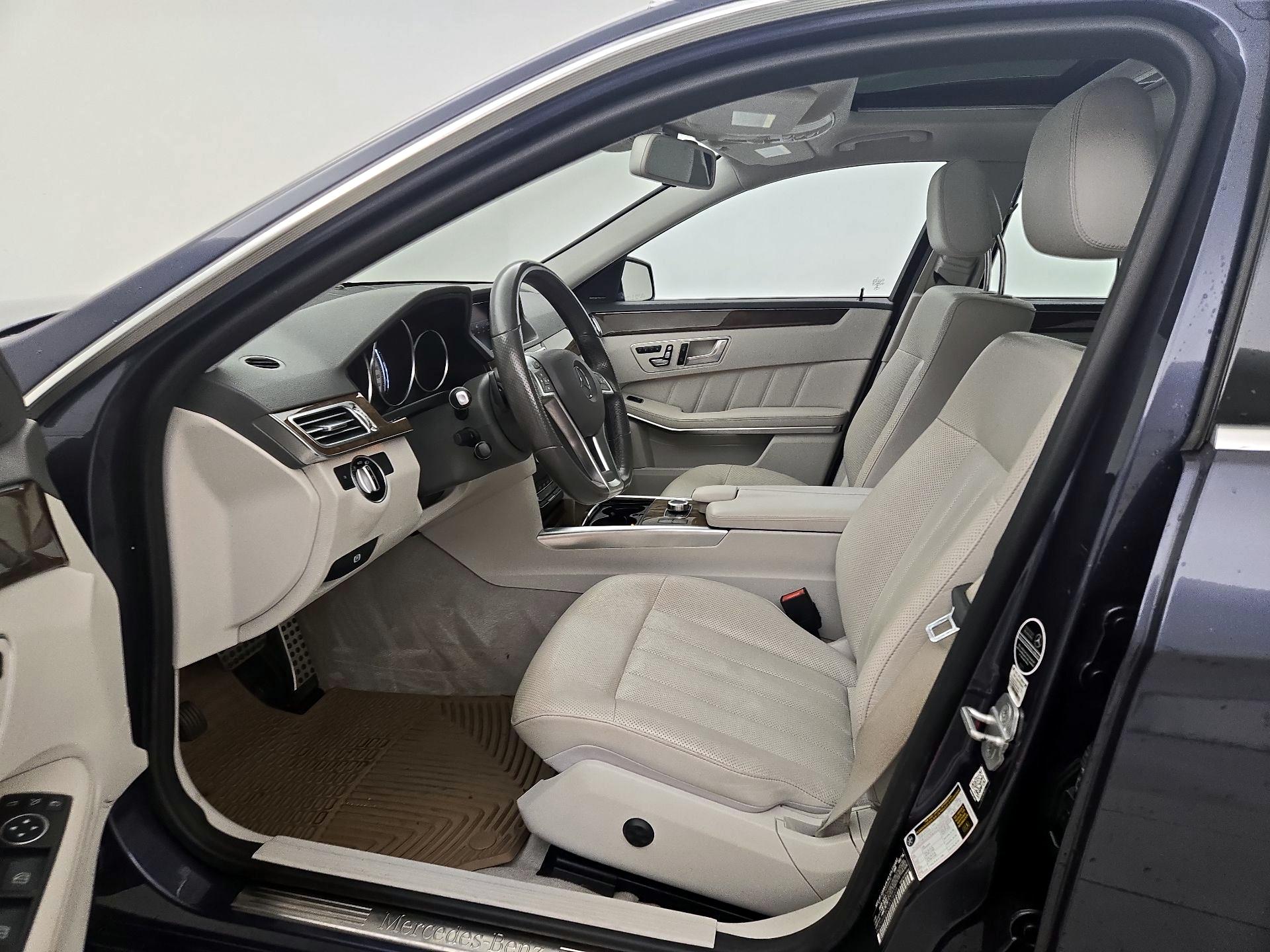 Thumbnail: 2016 Mercedes-Benz E-Class - 11