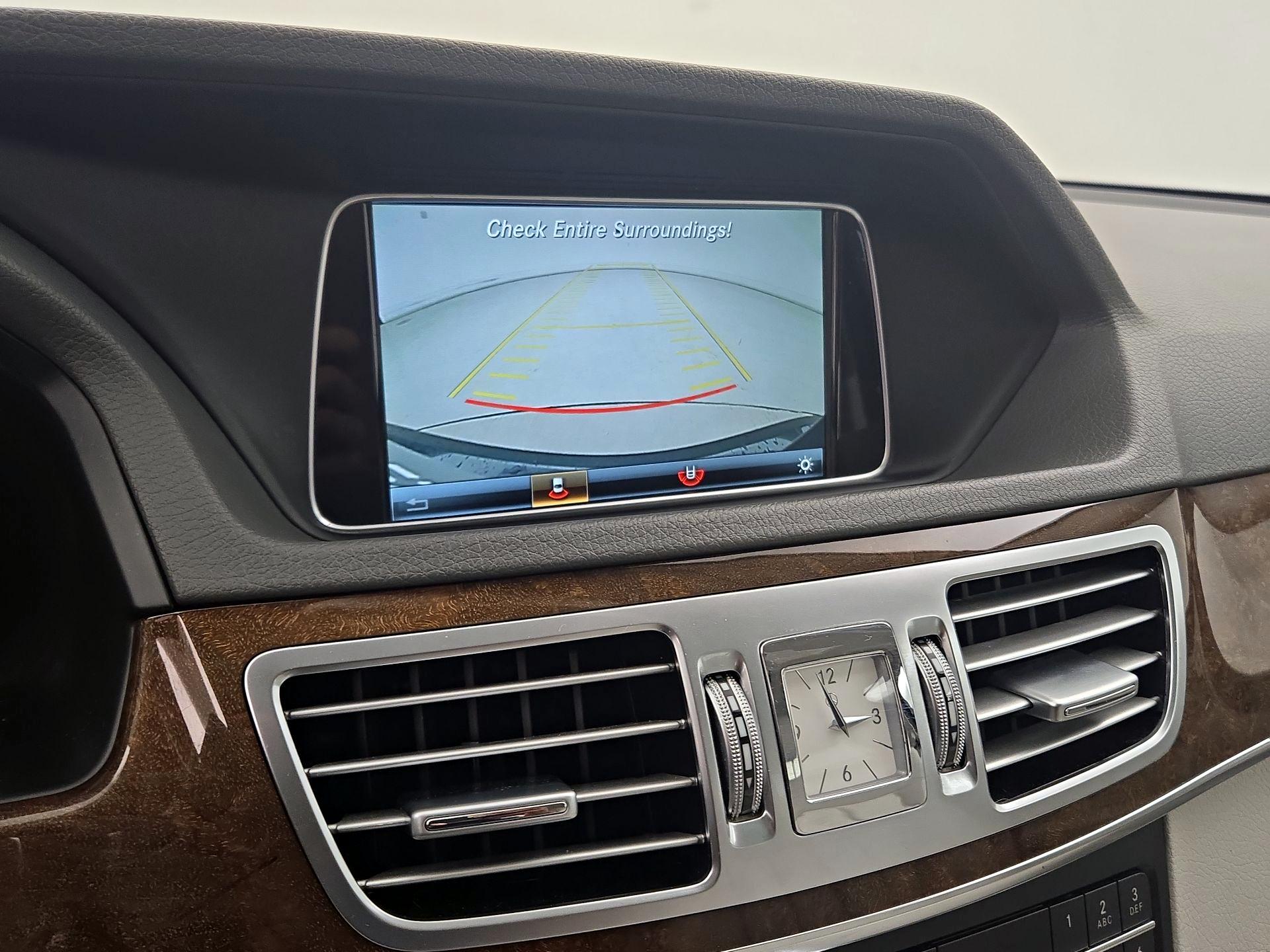 Thumbnail: 2016 Mercedes-Benz E-Class - 15