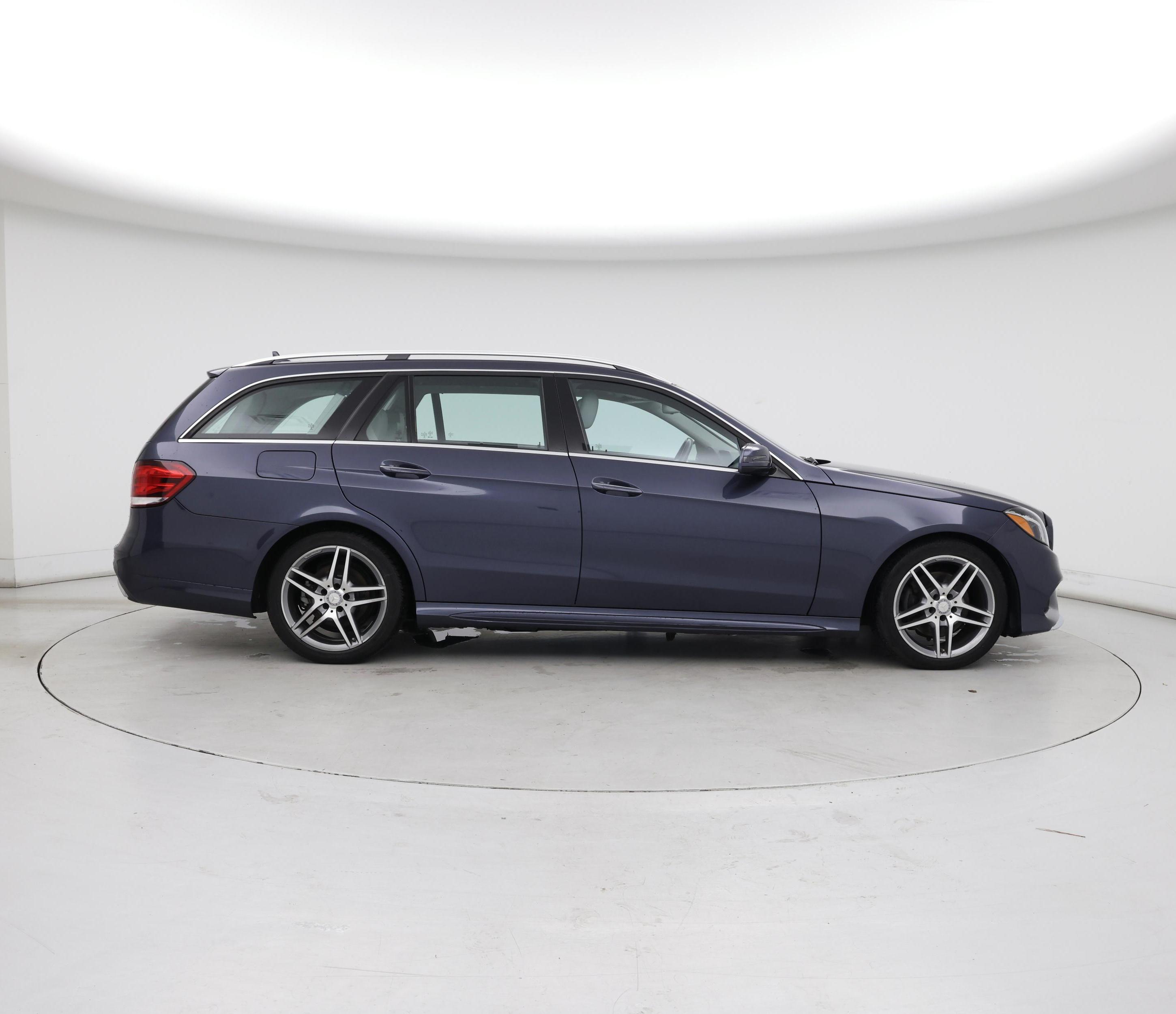 Thumbnail: 2016 Mercedes-Benz E-Class - 7
