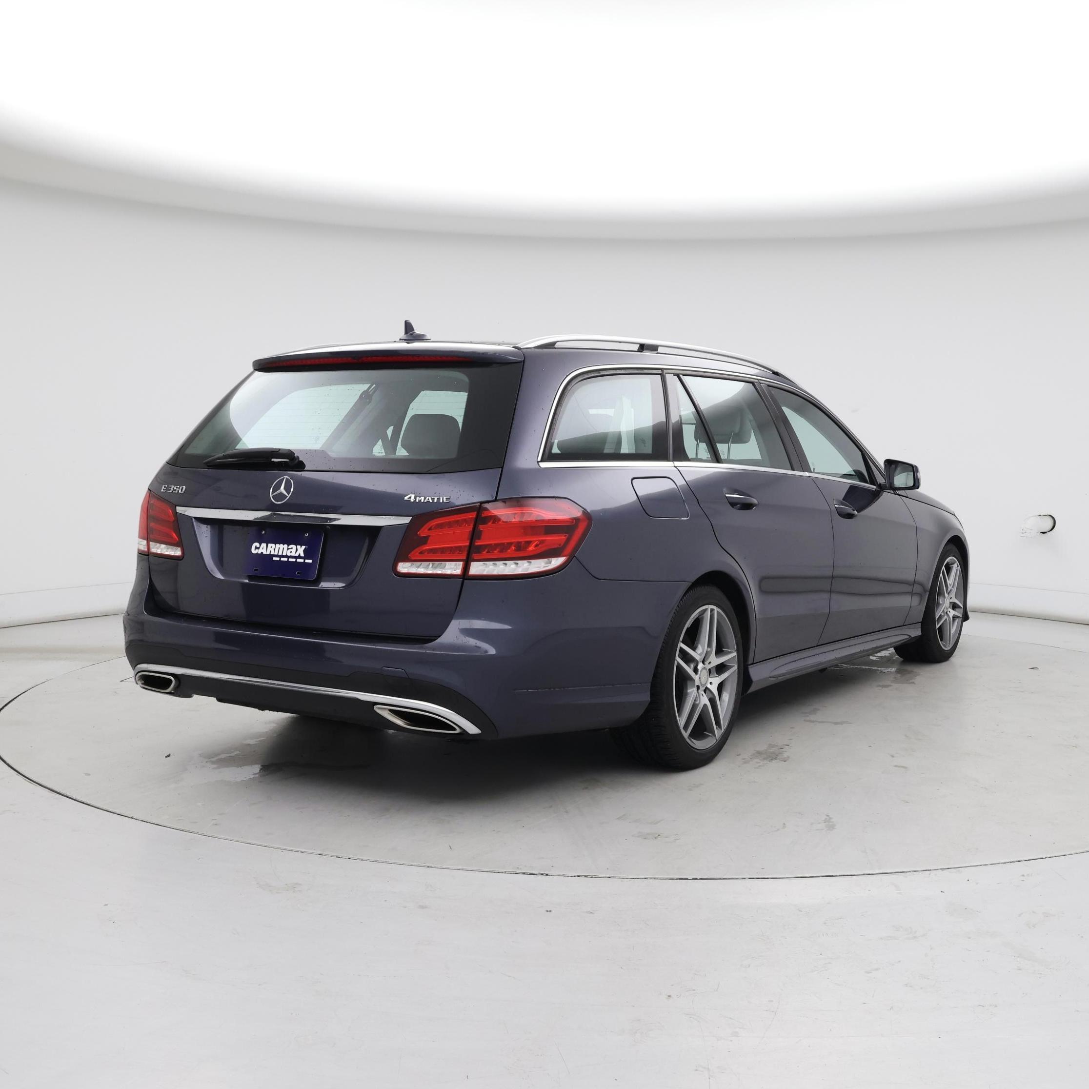 Thumbnail: 2016 Mercedes-Benz E-Class - 8