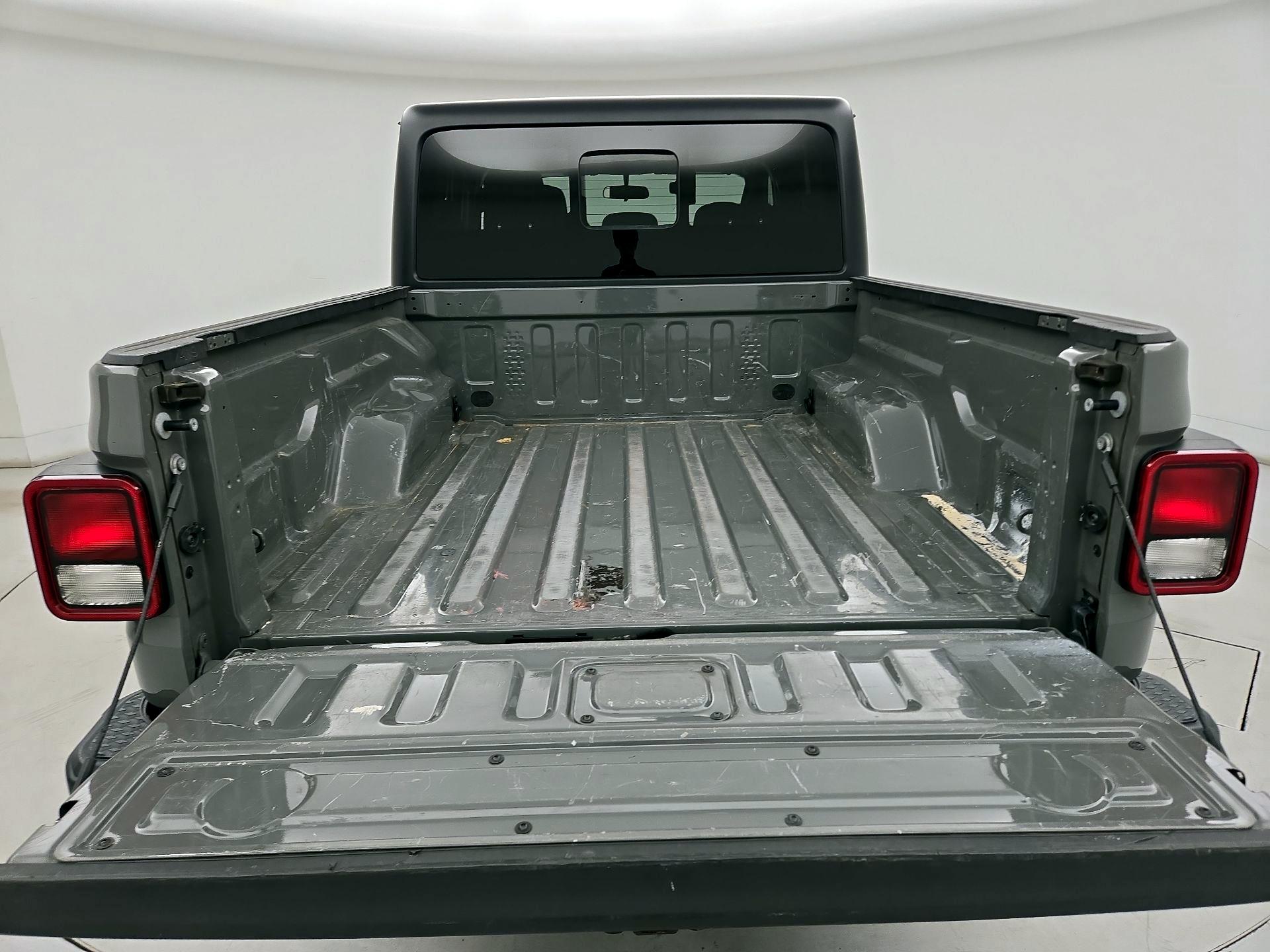 Thumbnail: 2021 Jeep Gladiator - 20