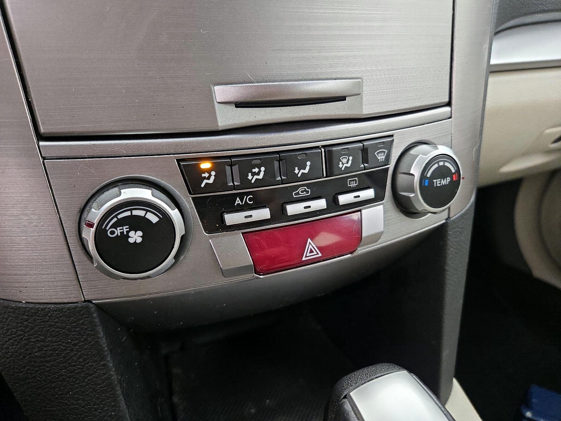 Thumbnail: 2014 Subaru Outback - 16