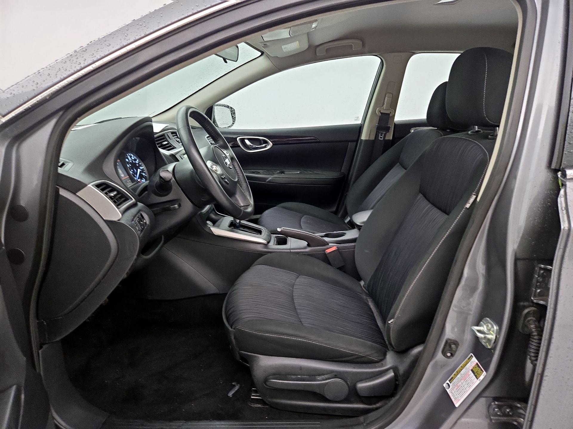 Thumbnail: 2019 Nissan Sentra - 11