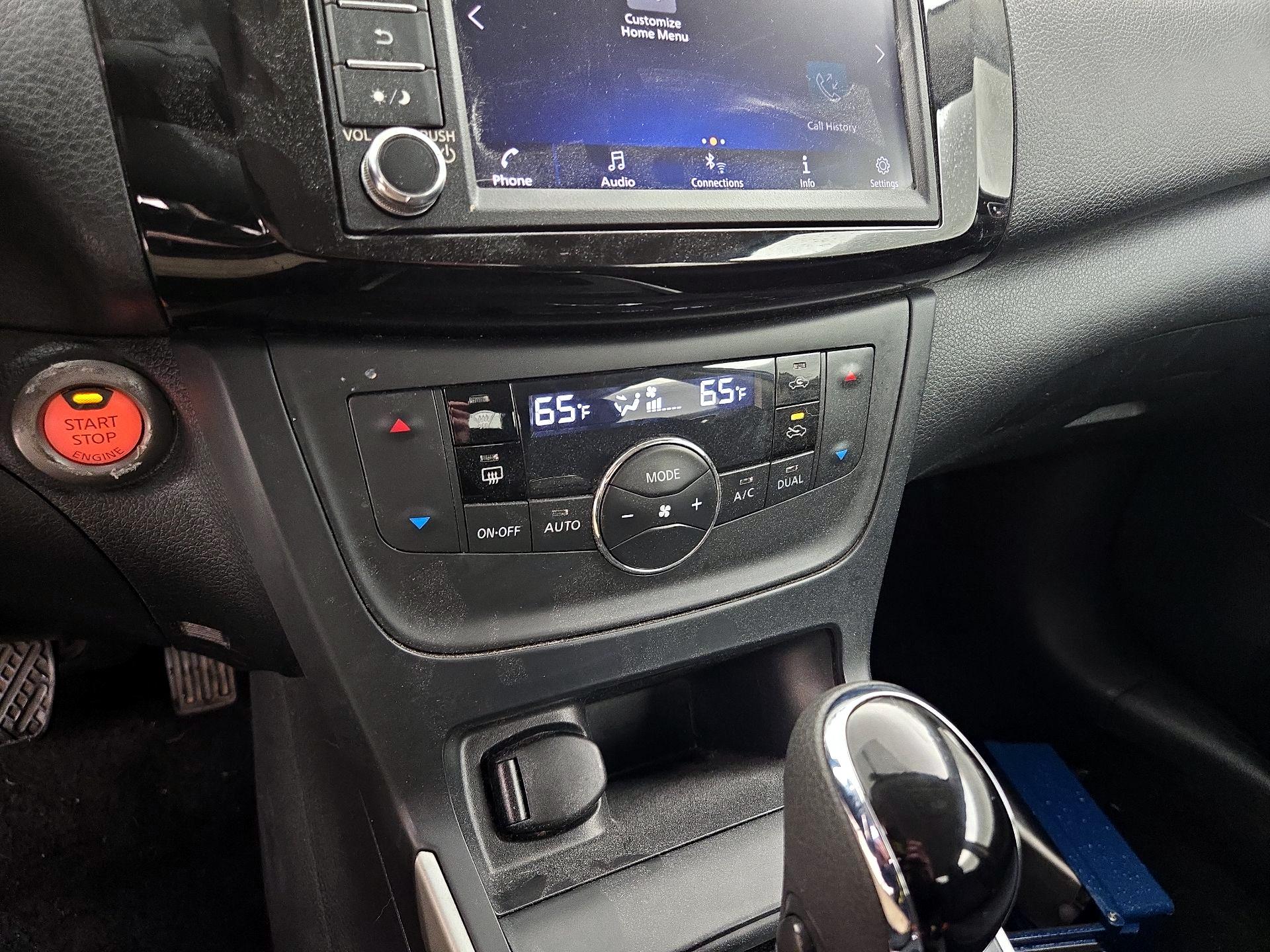 Thumbnail: 2019 Nissan Sentra - 16