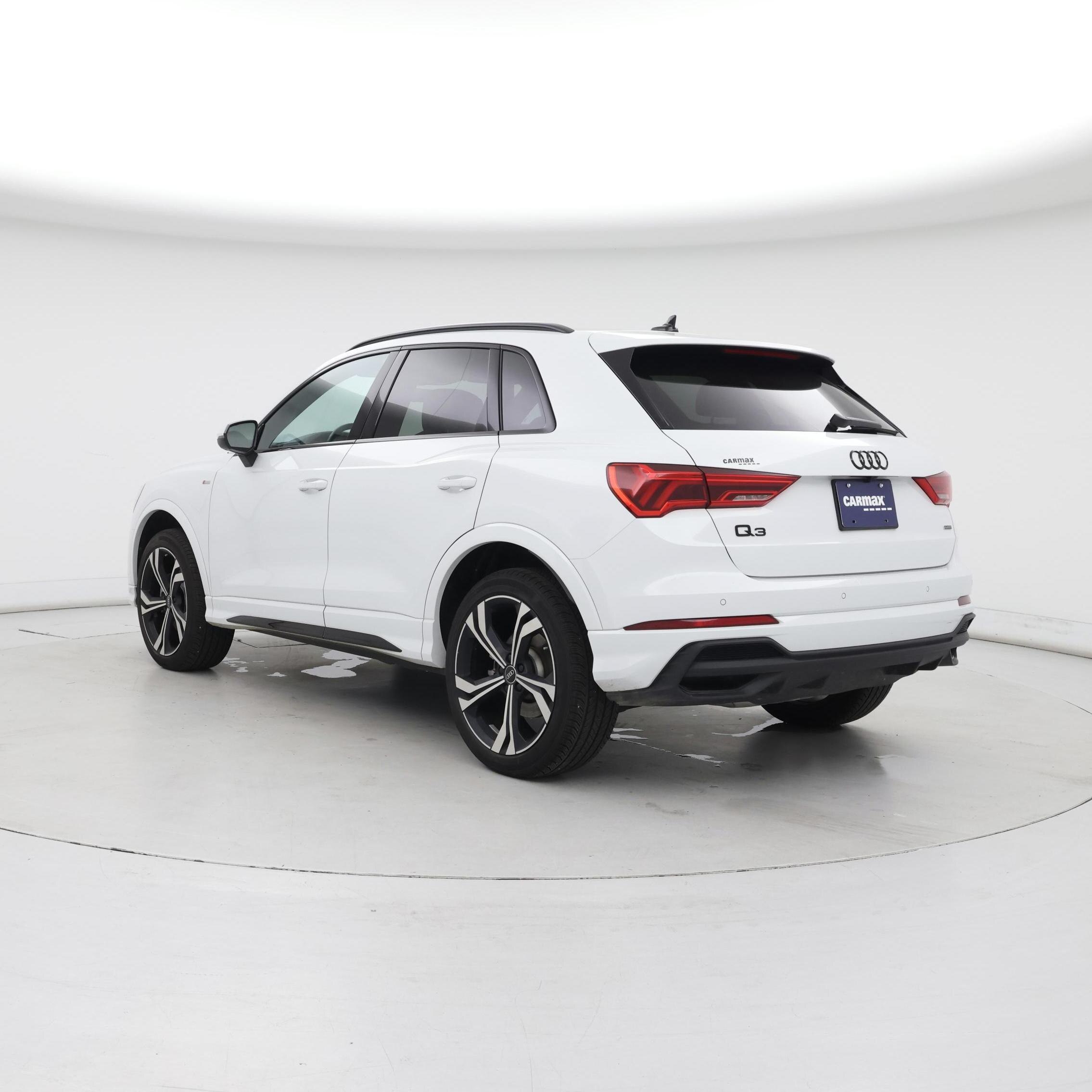 Thumbnail: 2024 Audi Q3 - 2