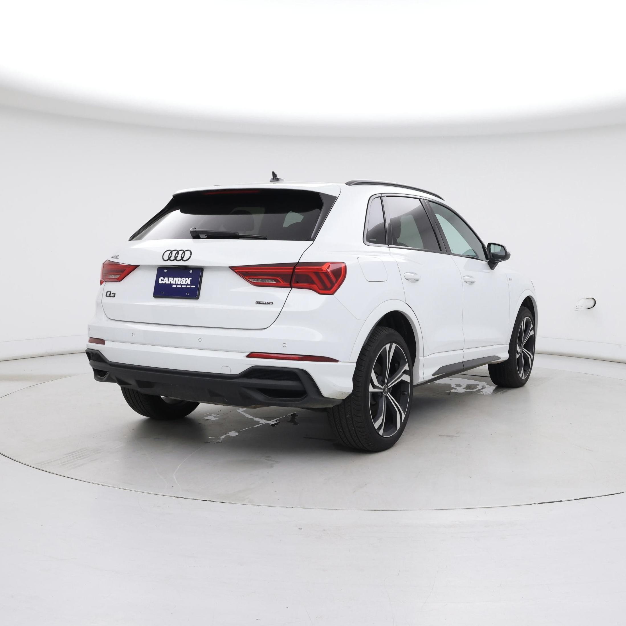 Thumbnail: 2024 Audi Q3 - 8