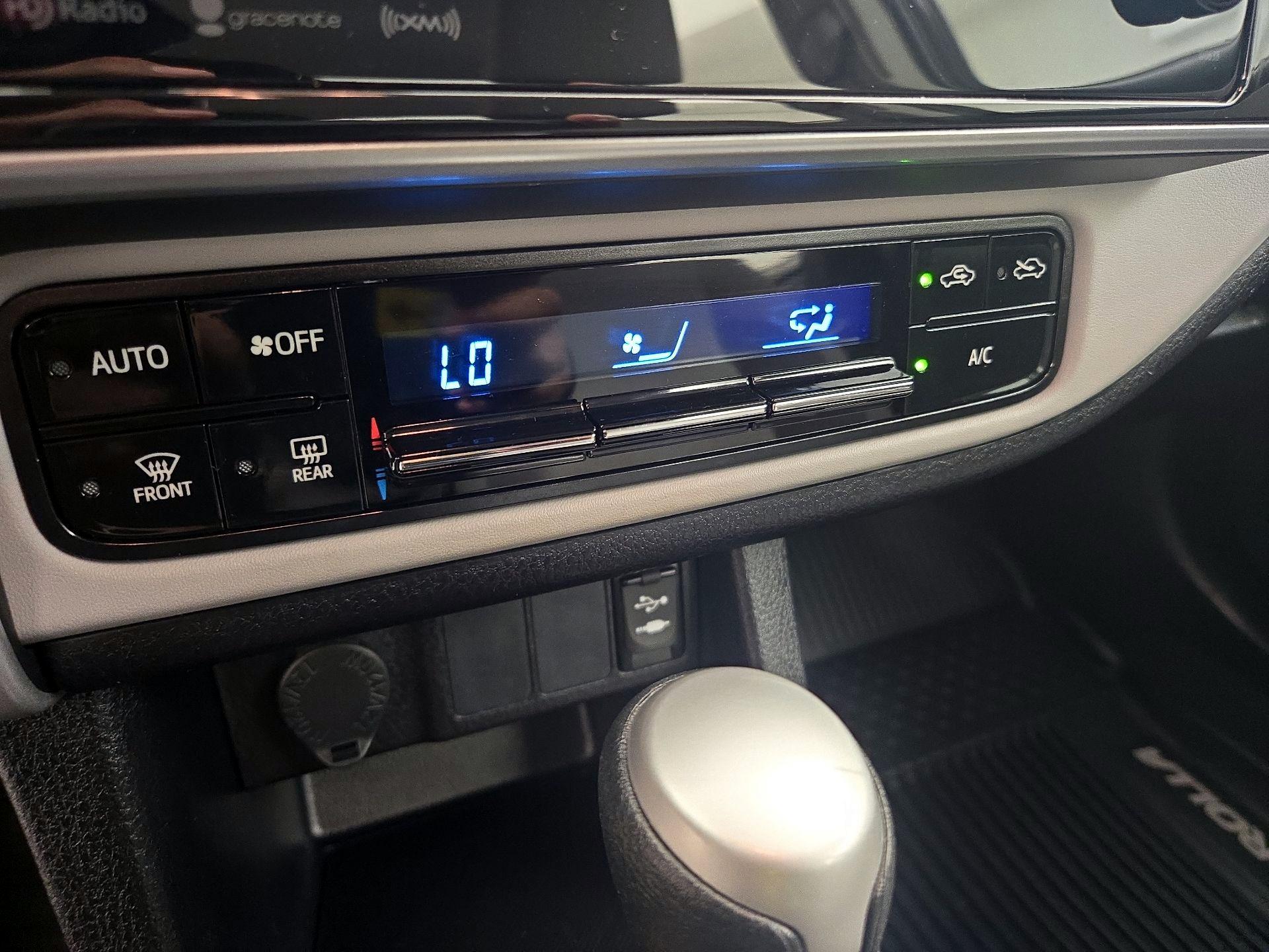 Thumbnail: 2019 Toyota Corolla - 16