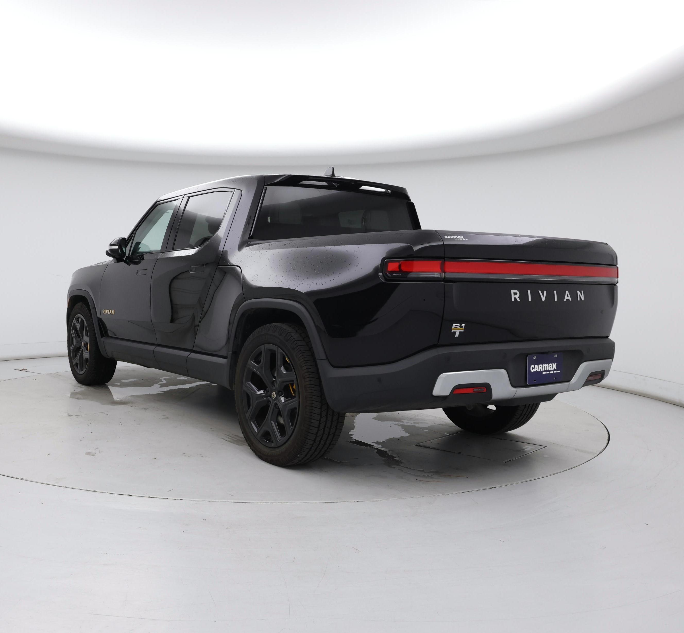 Thumbnail: 2023 Rivian R1T - 2