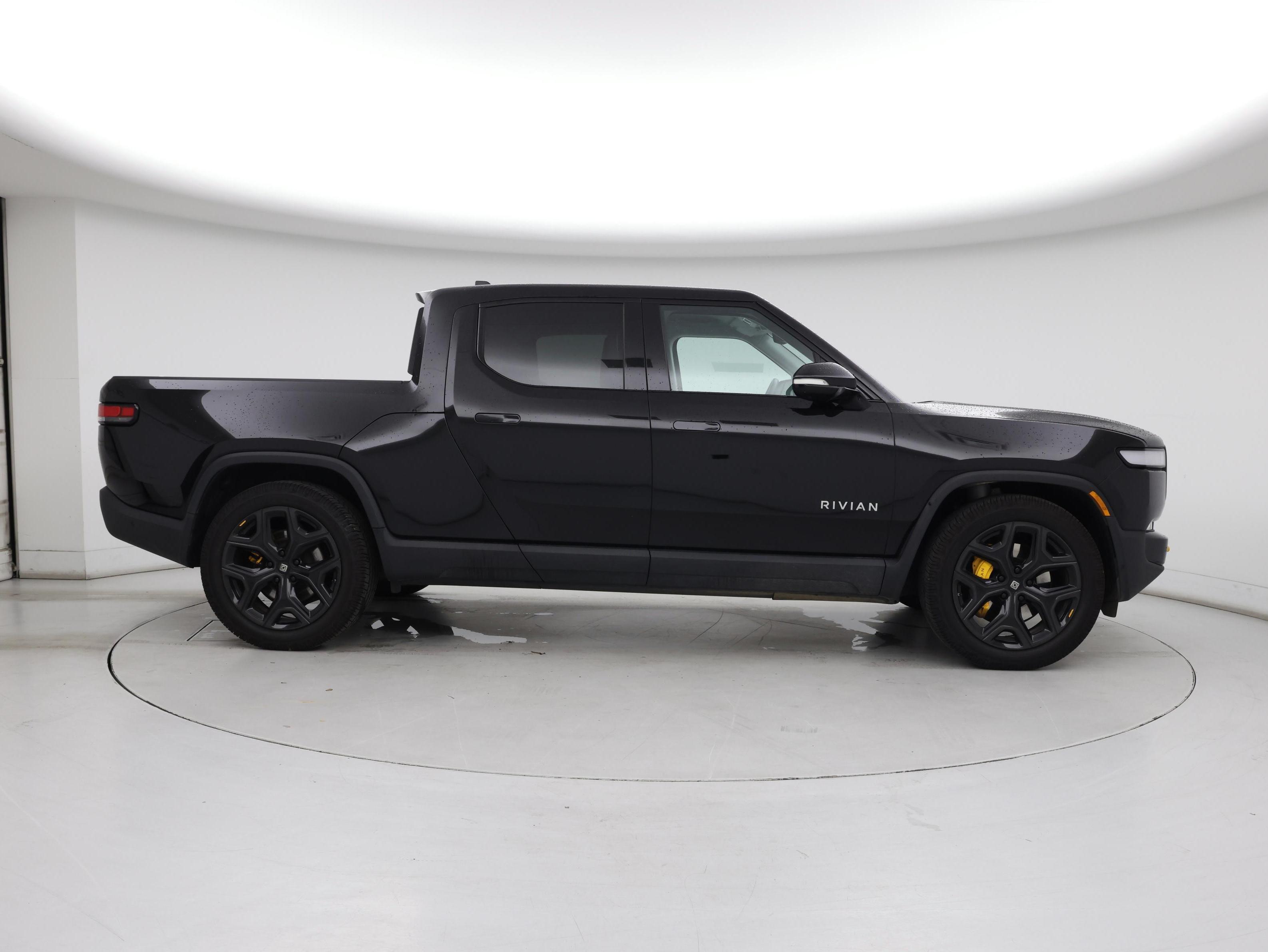Thumbnail: 2023 Rivian R1T - 7