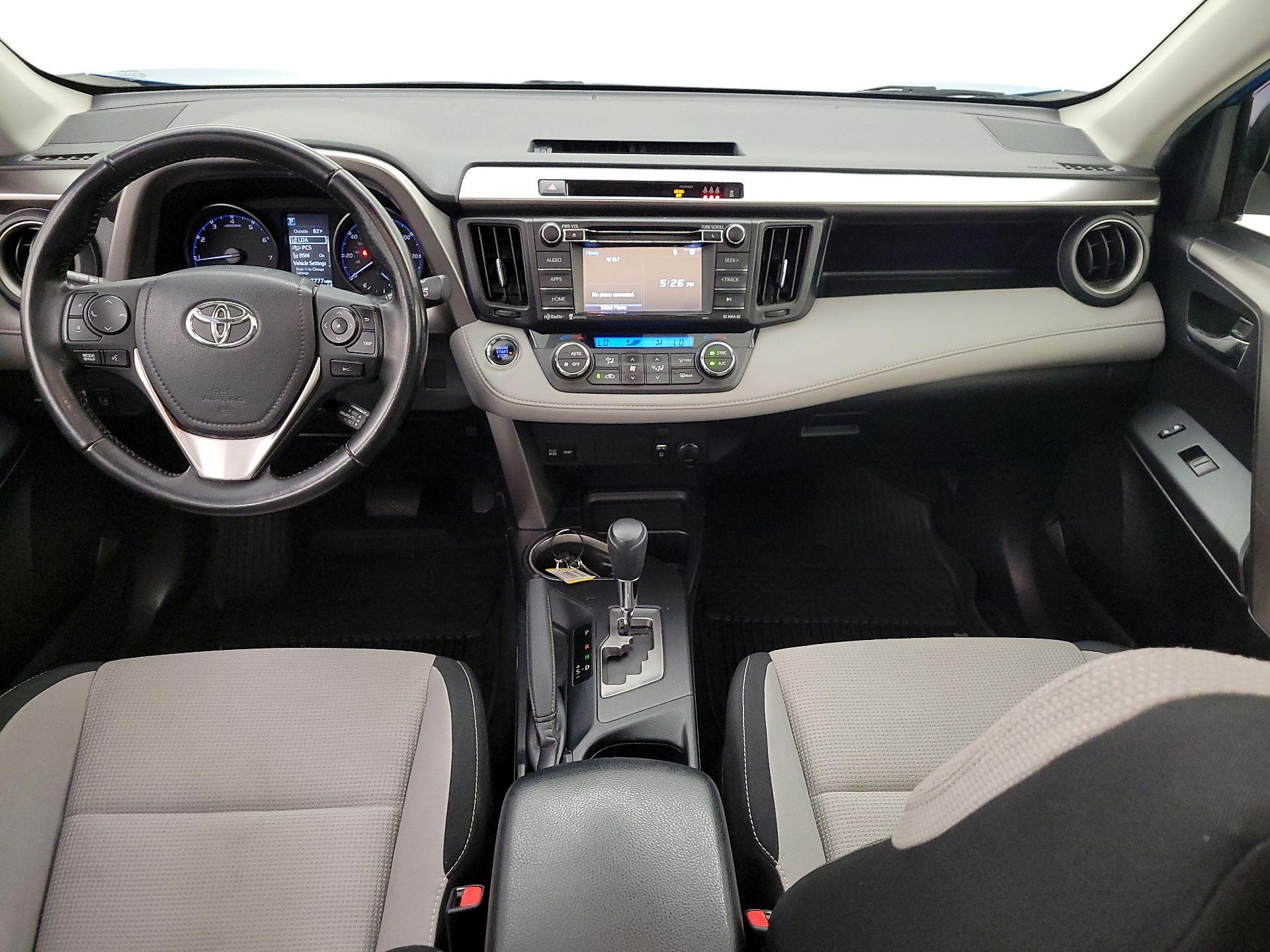 Thumbnail: 2018 Toyota RAV4 - 9