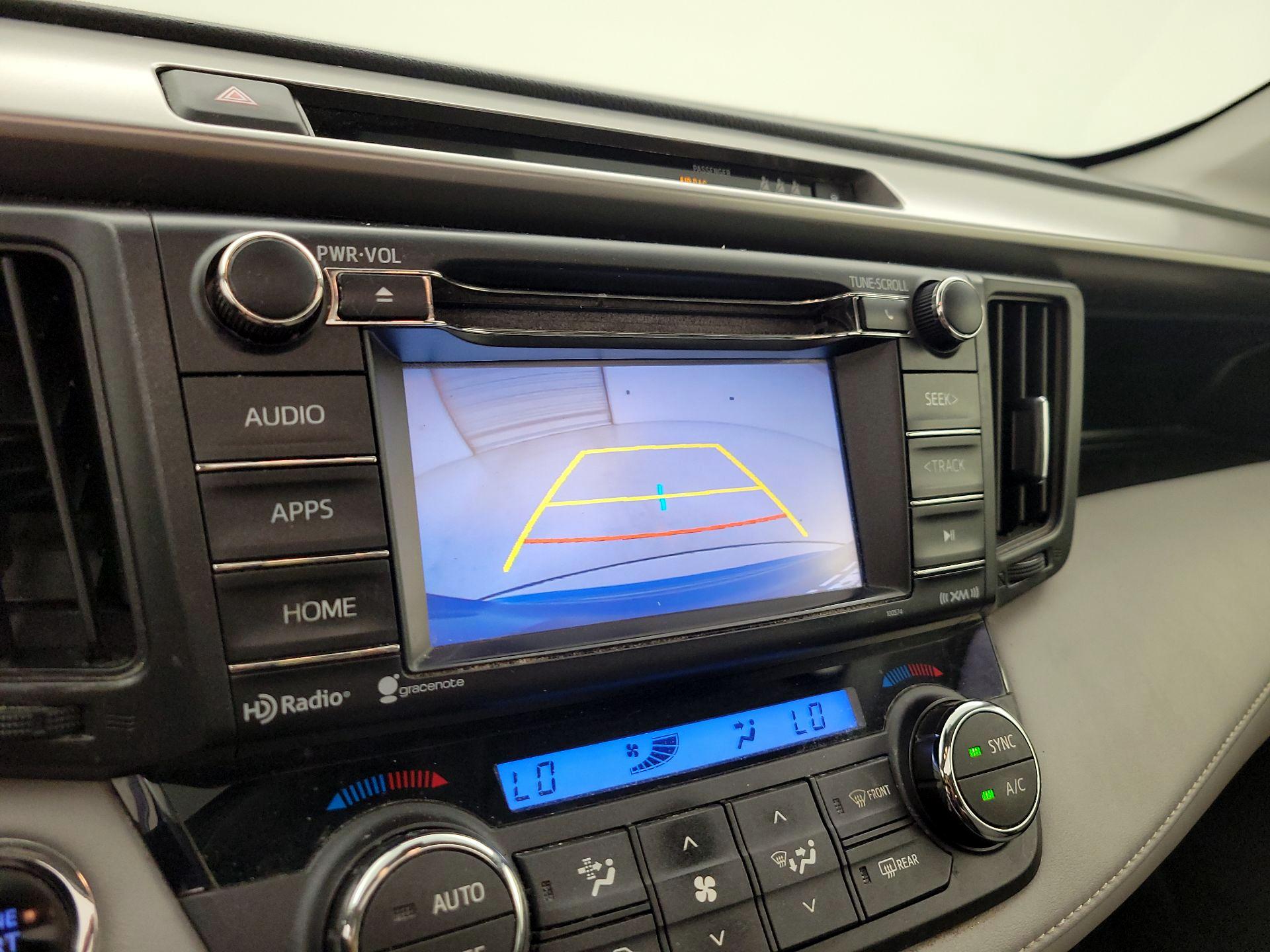 Thumbnail: 2018 Toyota RAV4 - 14