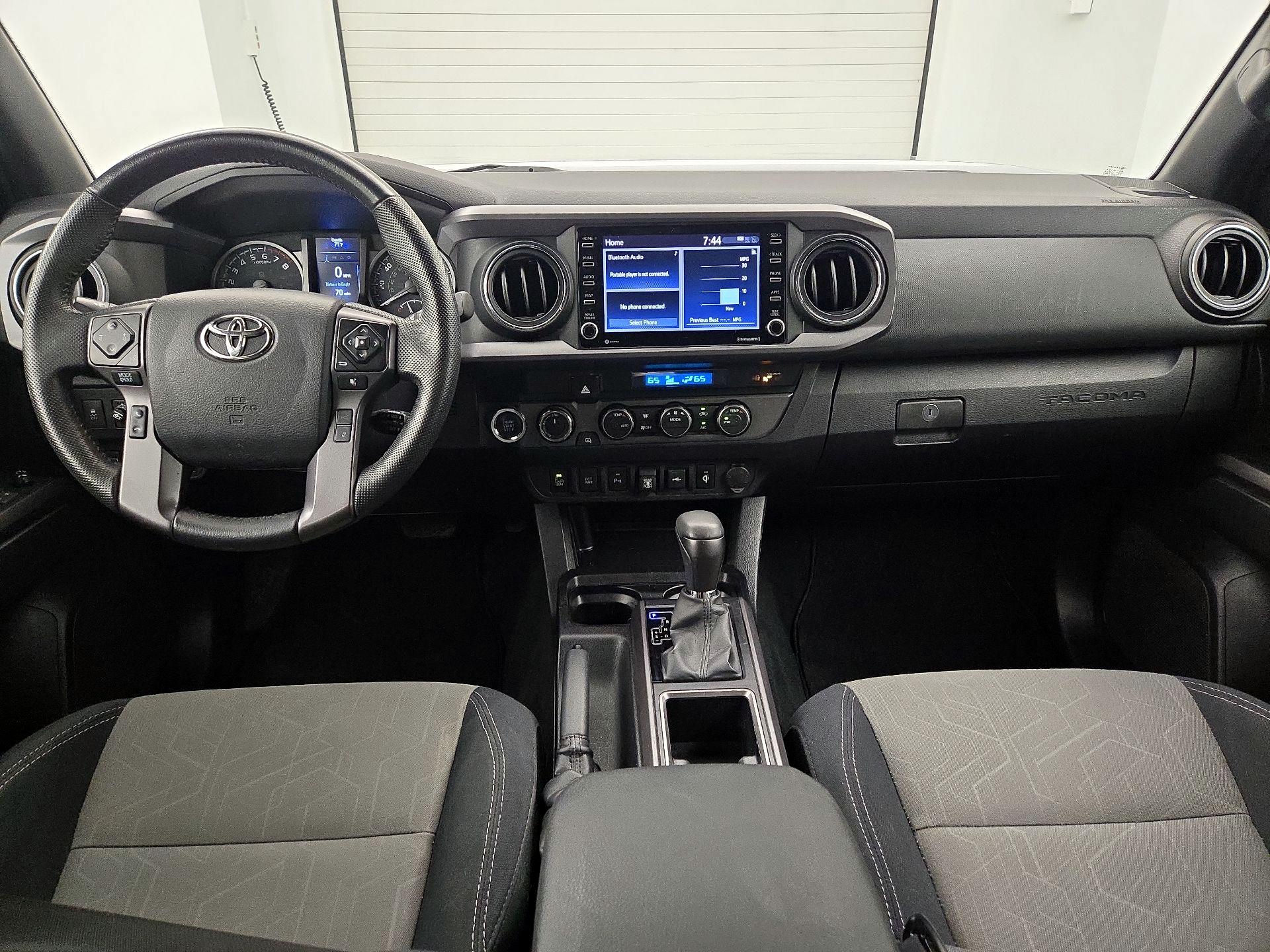 Thumbnail: 2022 Toyota Tacoma - 9