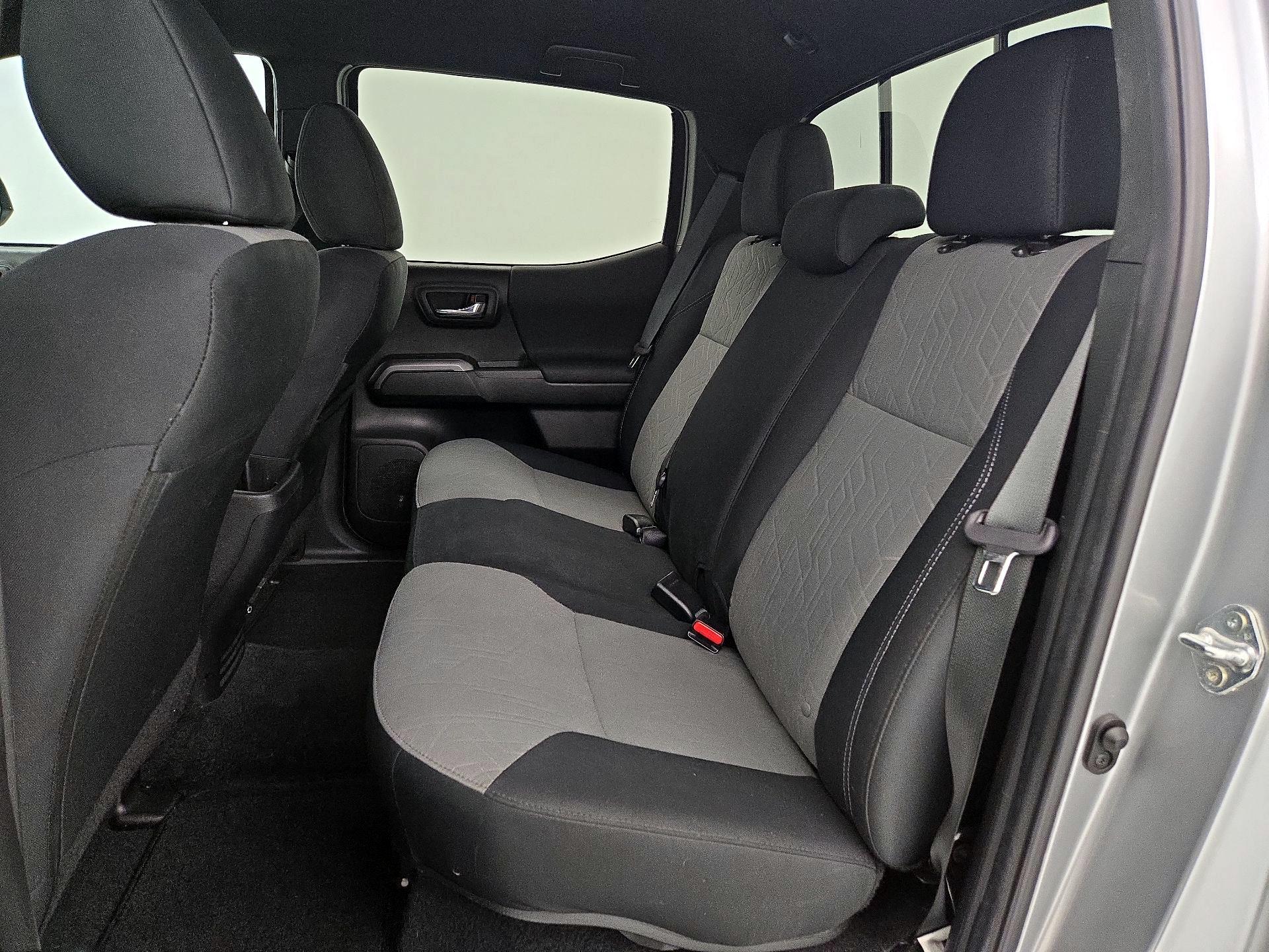 Thumbnail: 2022 Toyota Tacoma - 19