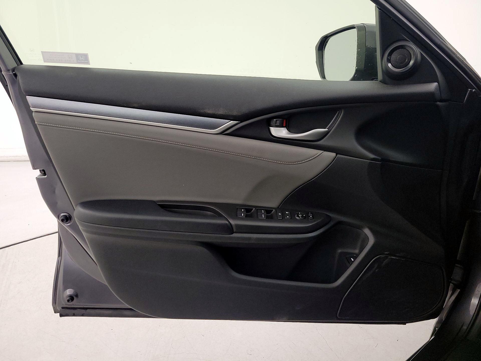 Thumbnail: 2018 Honda Civic - 12