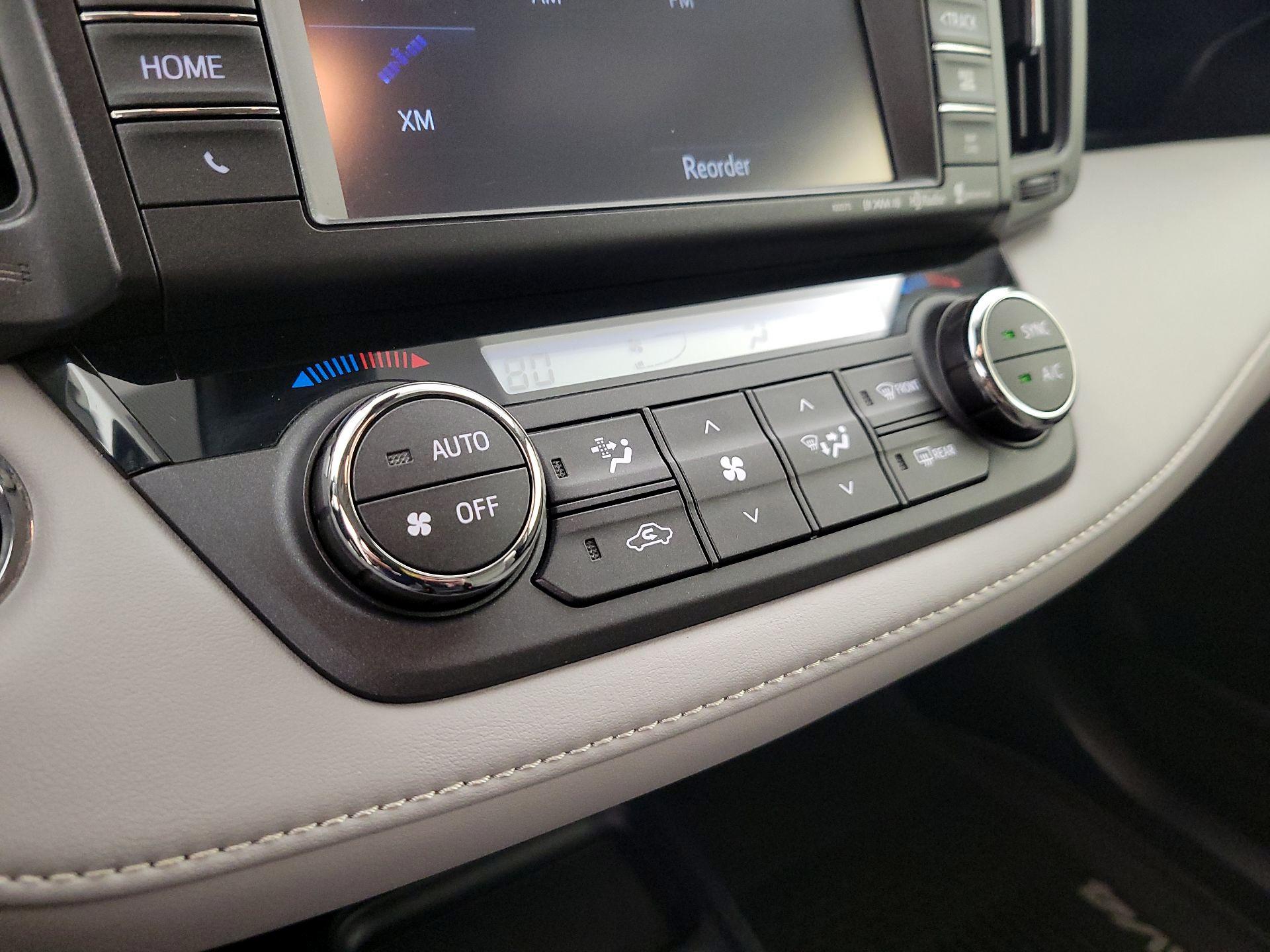 Thumbnail: 2017 Toyota RAV4 - 17