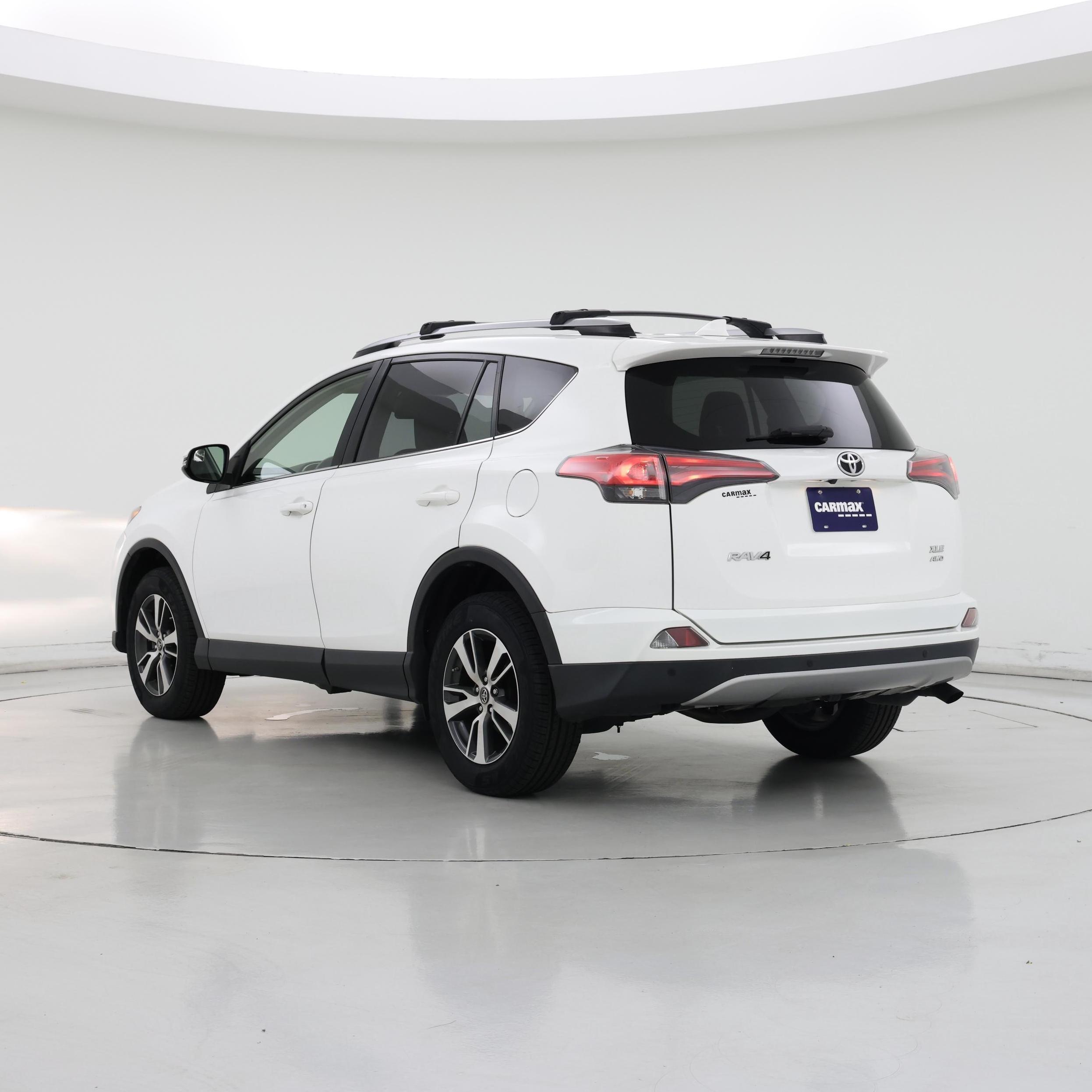 Thumbnail: 2017 Toyota RAV4 - 2