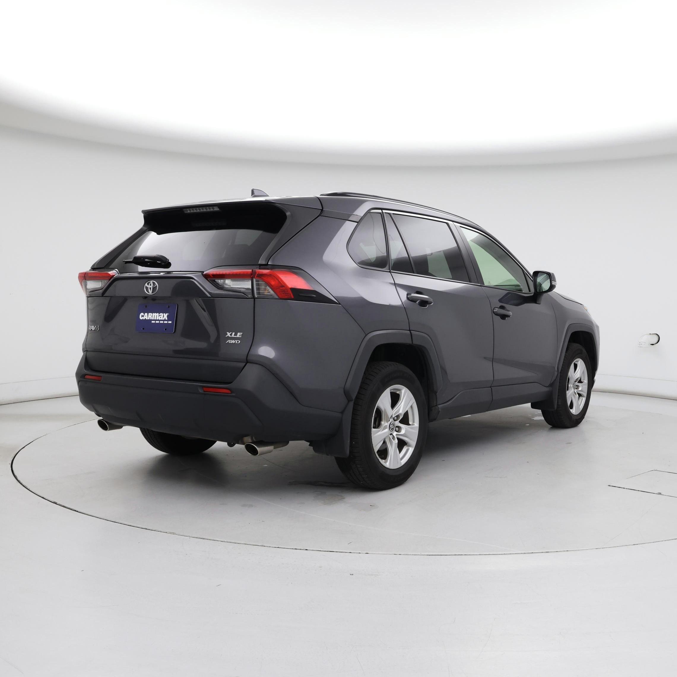 Thumbnail: 2020 Toyota RAV4 - 8