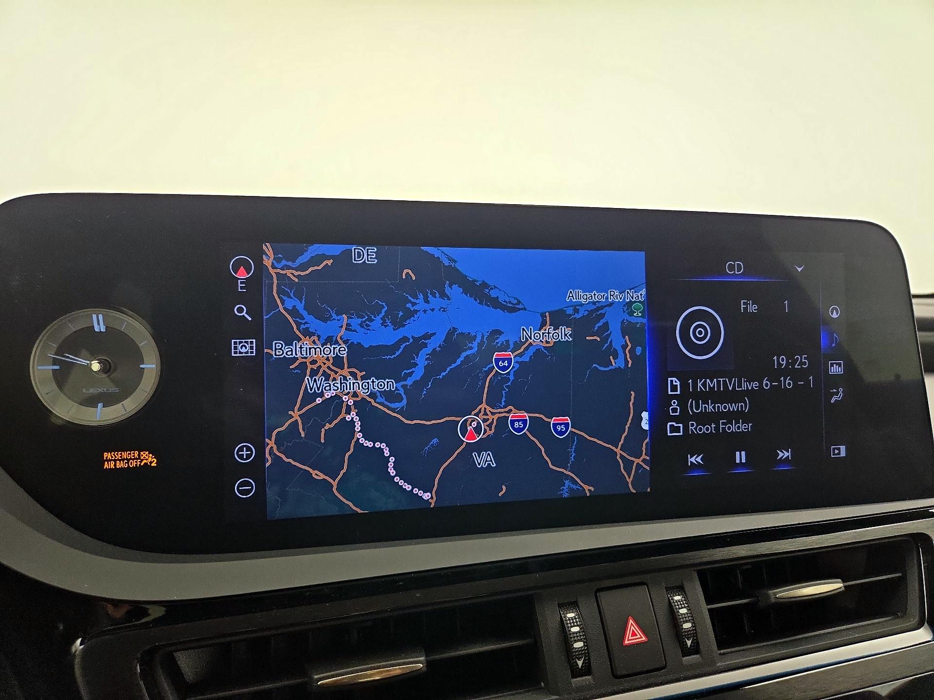 Thumbnail: 2022 Lexus ES - 14