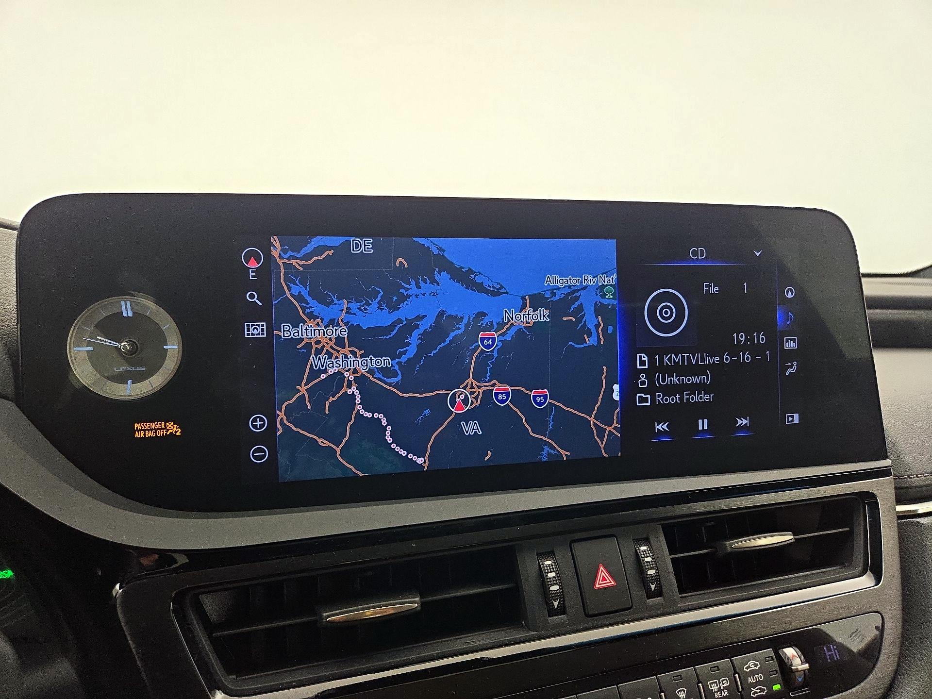 Thumbnail: 2022 Lexus ES - 16