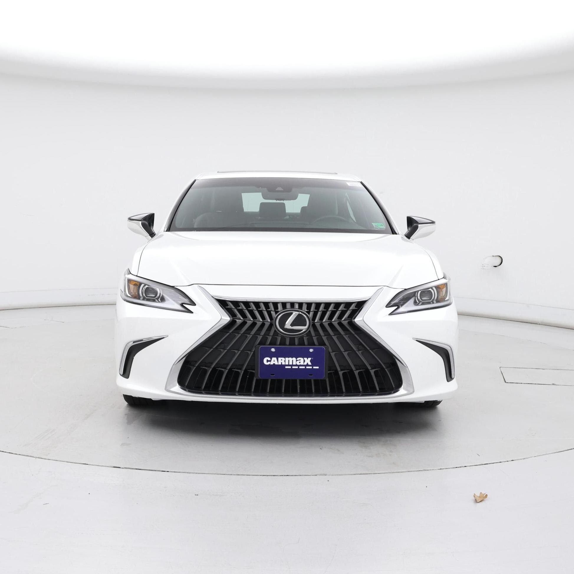 Thumbnail: 2022 Lexus ES - 5