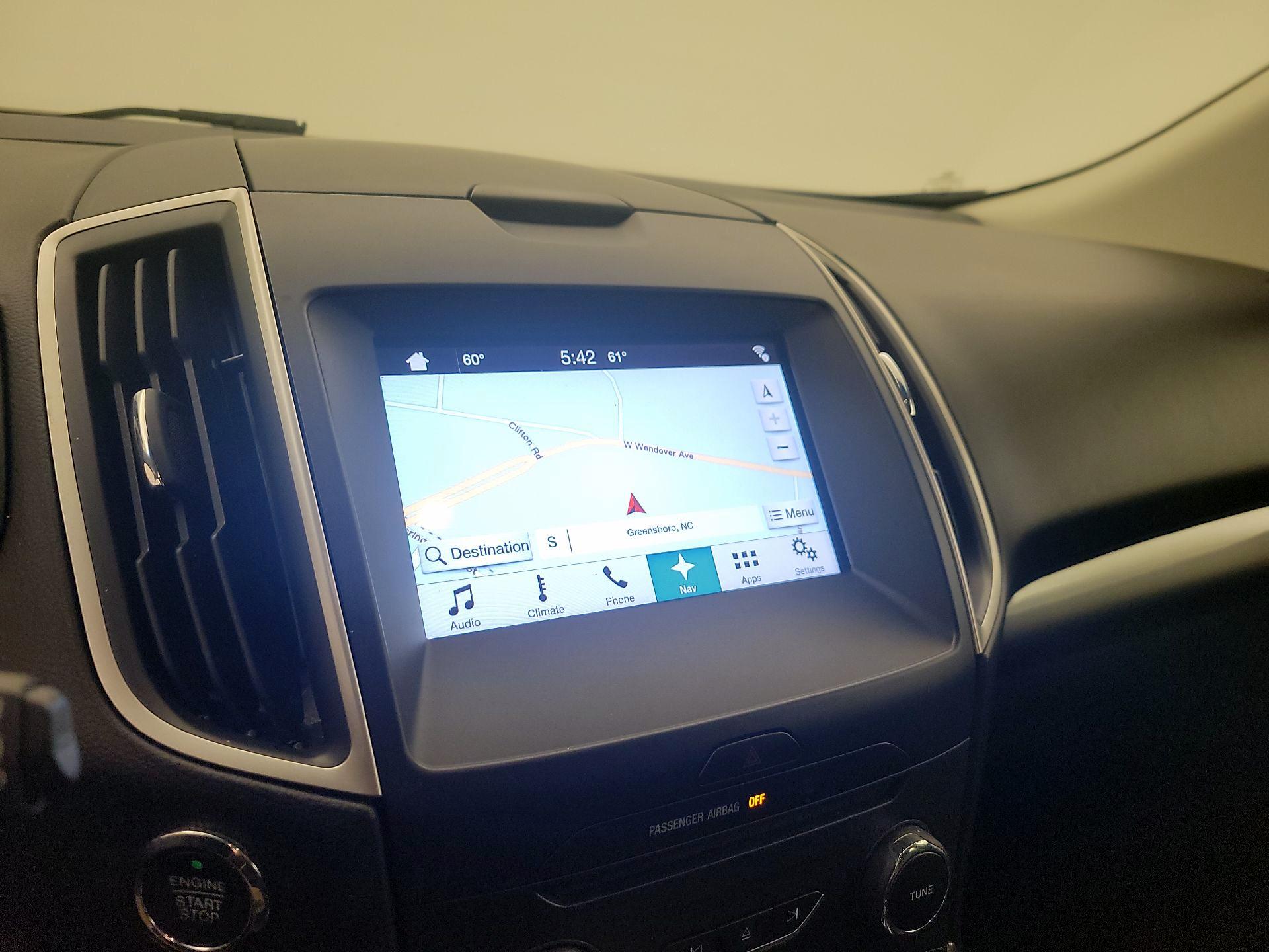 Thumbnail: 2016 Ford Edge - 14