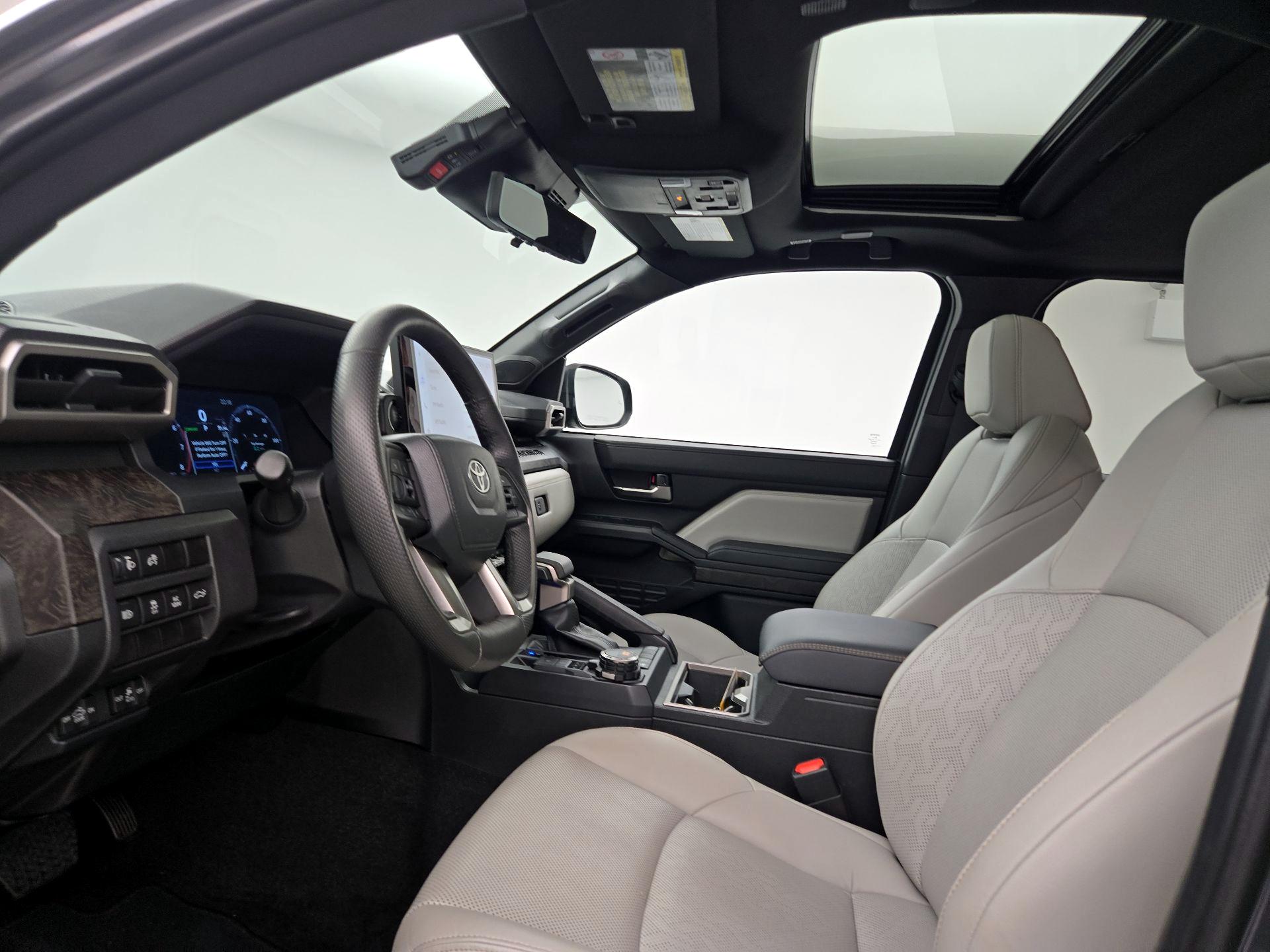 Thumbnail: 2024 Toyota Tacoma - 19