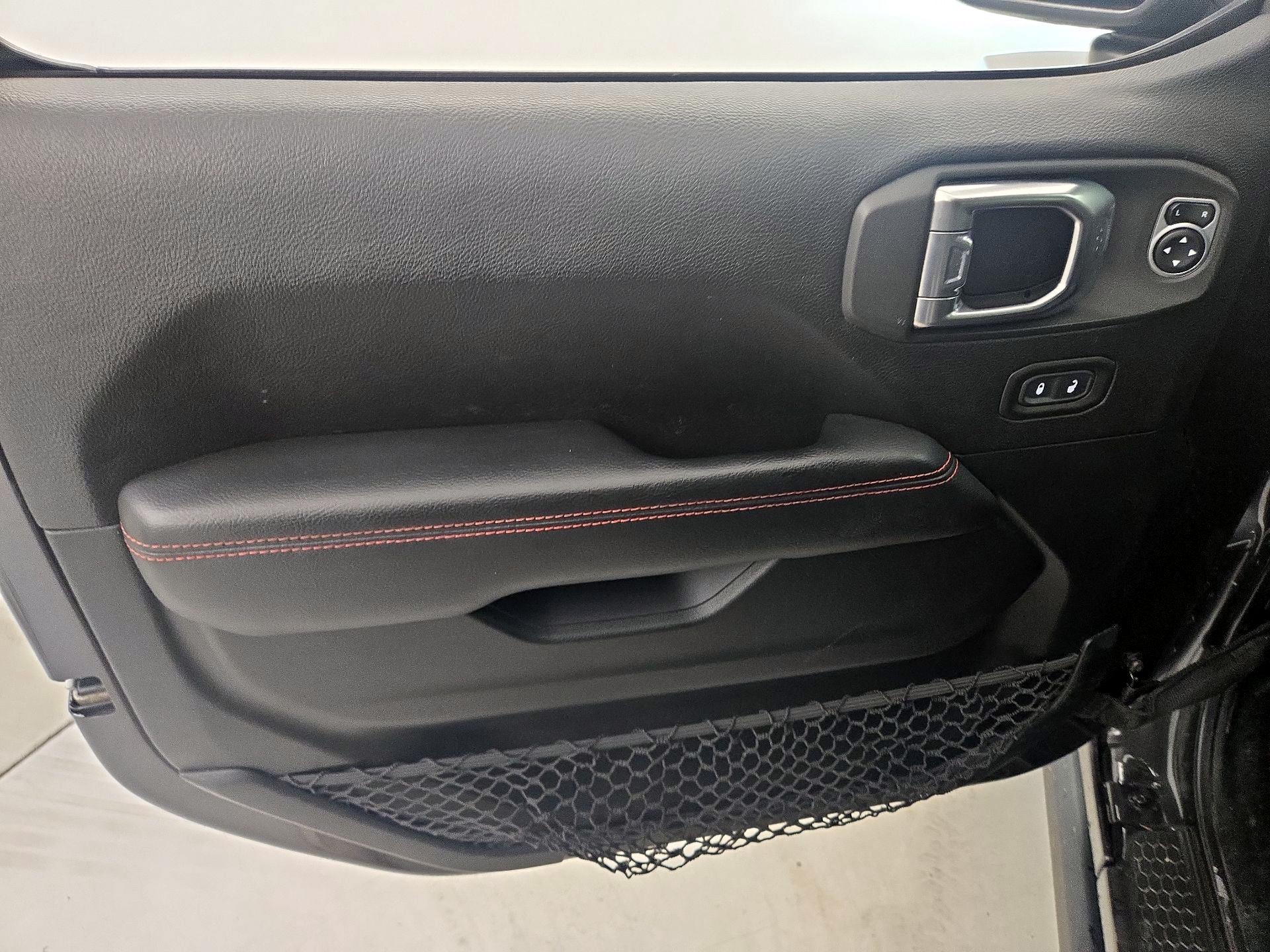 Thumbnail: 2020 Jeep Wrangler - 12