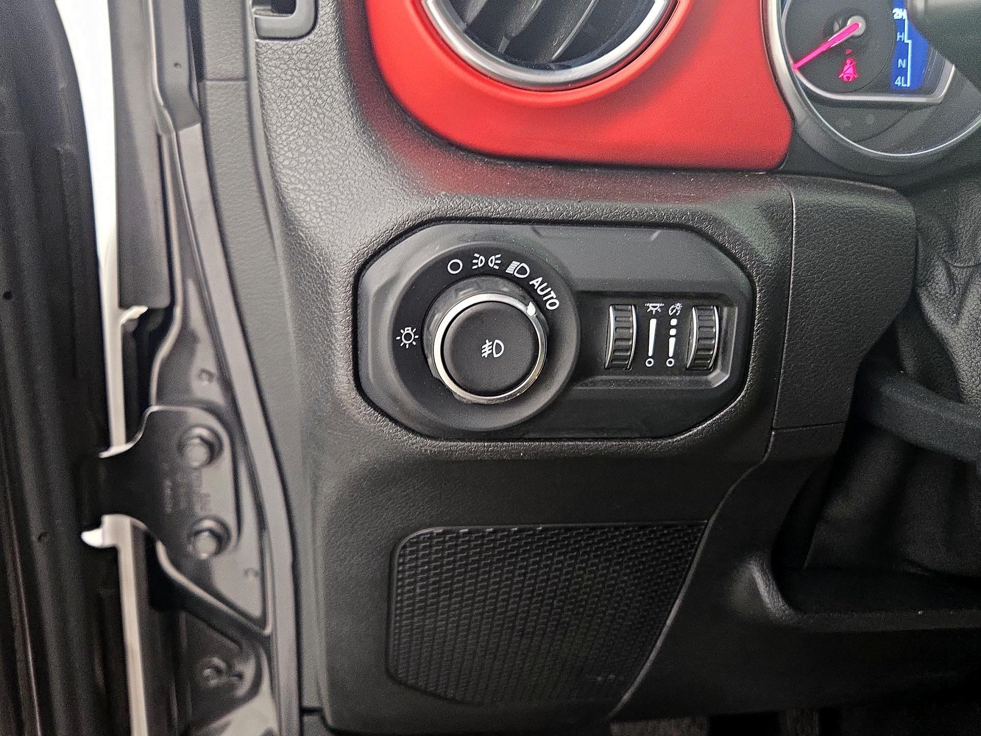 Thumbnail: 2020 Jeep Wrangler - 13