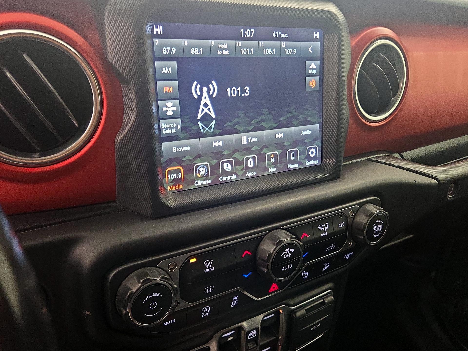 Thumbnail: 2020 Jeep Wrangler - 16