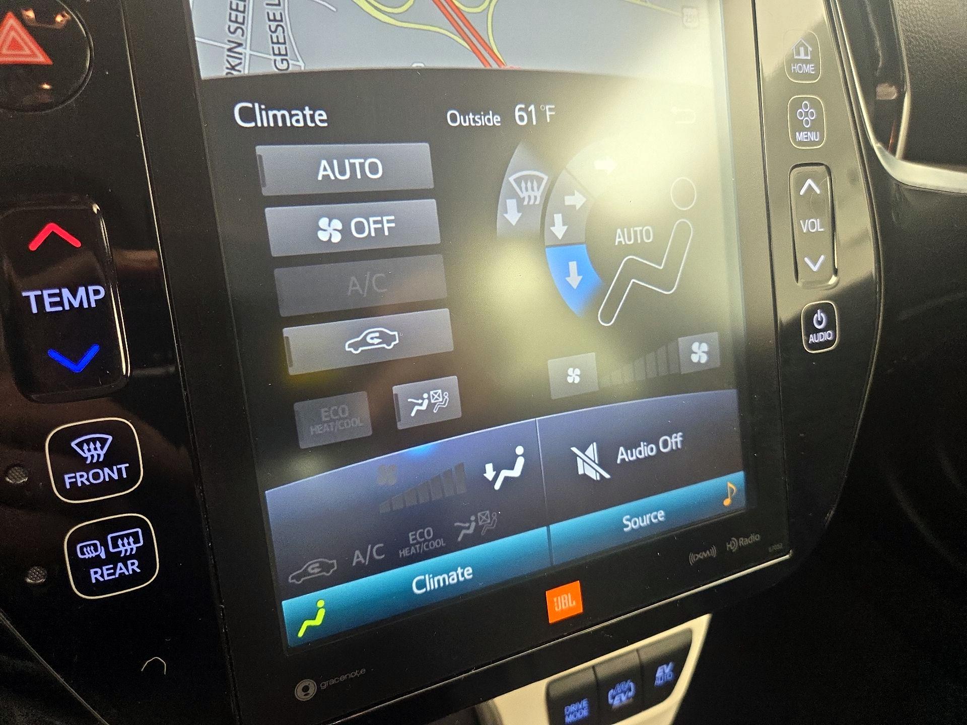 Thumbnail: 2018 Toyota Prius Prime - 16