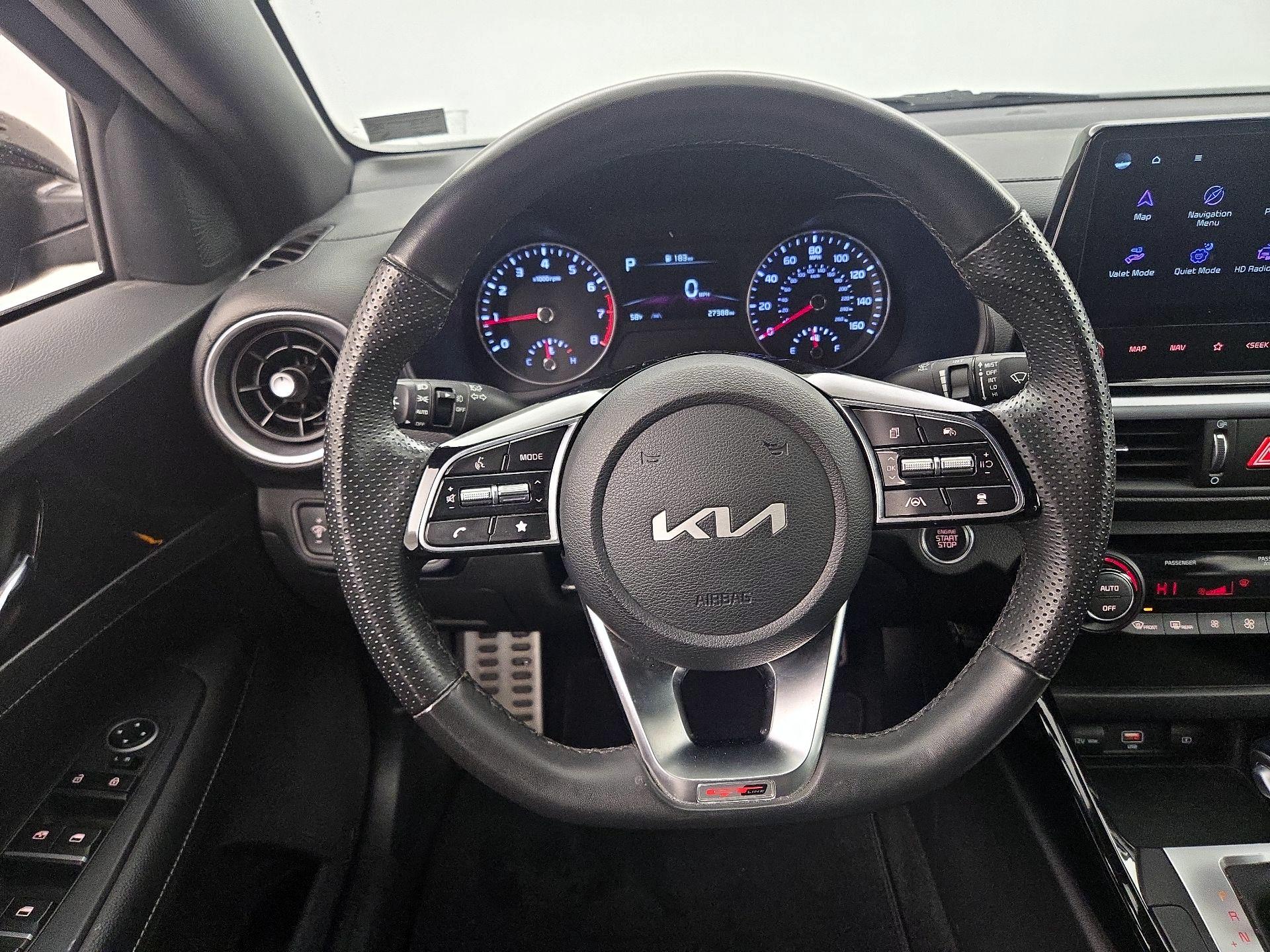 Thumbnail: 2022 Kia Forte - 10