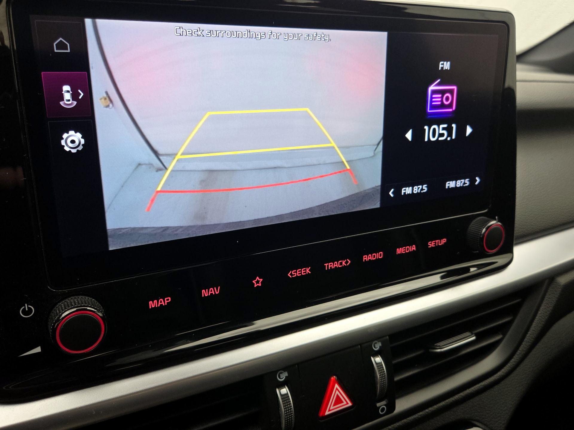 Thumbnail: 2022 Kia Forte - 15